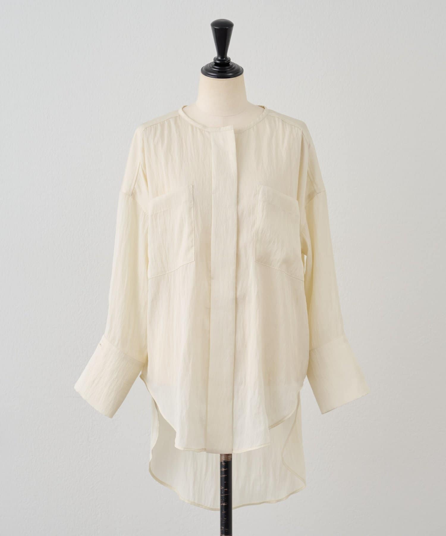 BEARDSLEY(ビアズリー) 《1/1(木)12:00予約開始》ブライトポケットシャツブラウス