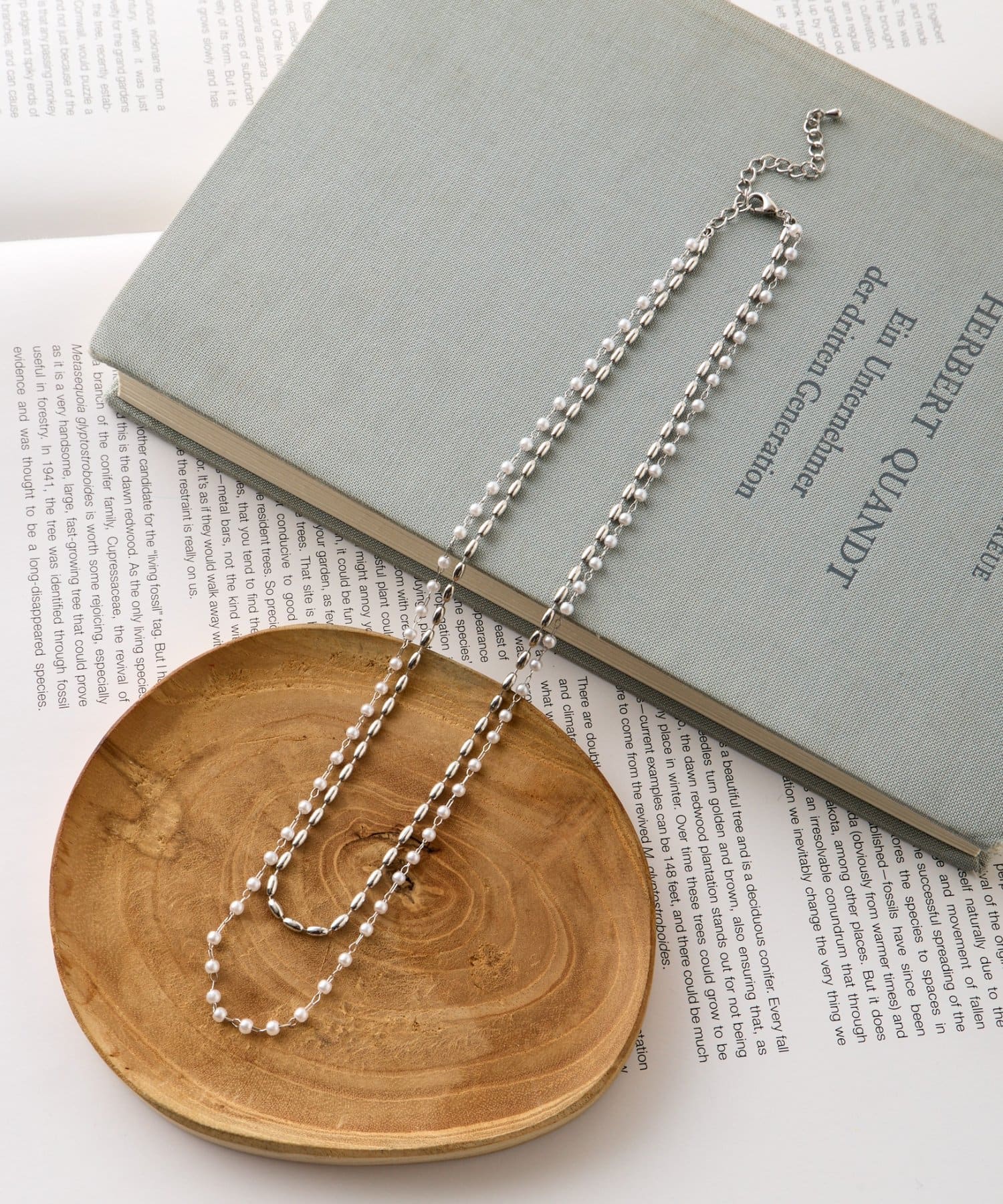 Jena　espace merveilleux(ジェナ　エスパスメルヴェイユ) パールボールチェーンネックレス