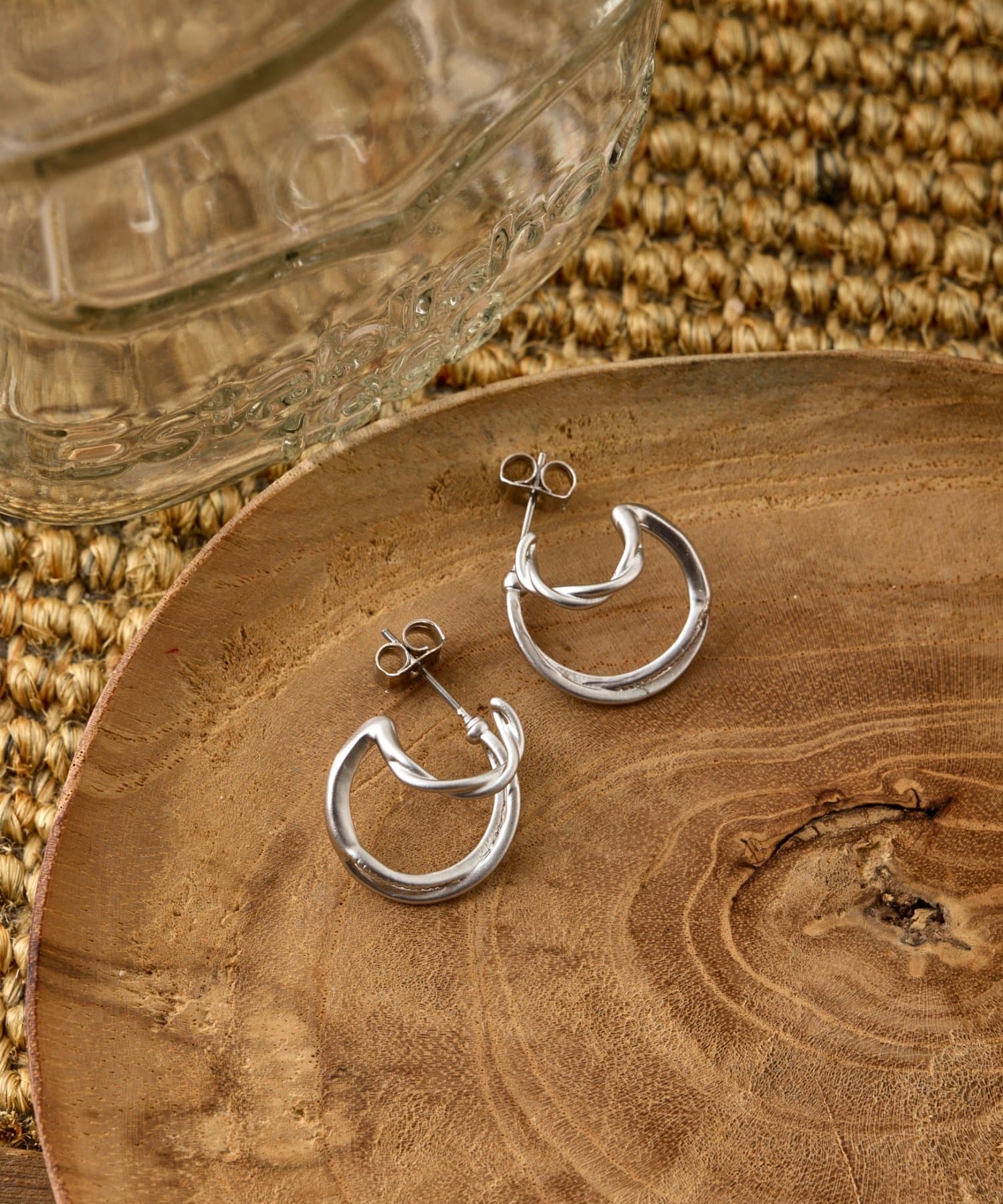 Jena　espace merveilleux(ジェナ　エスパスメルヴェイユ) メタルウェーブピアス