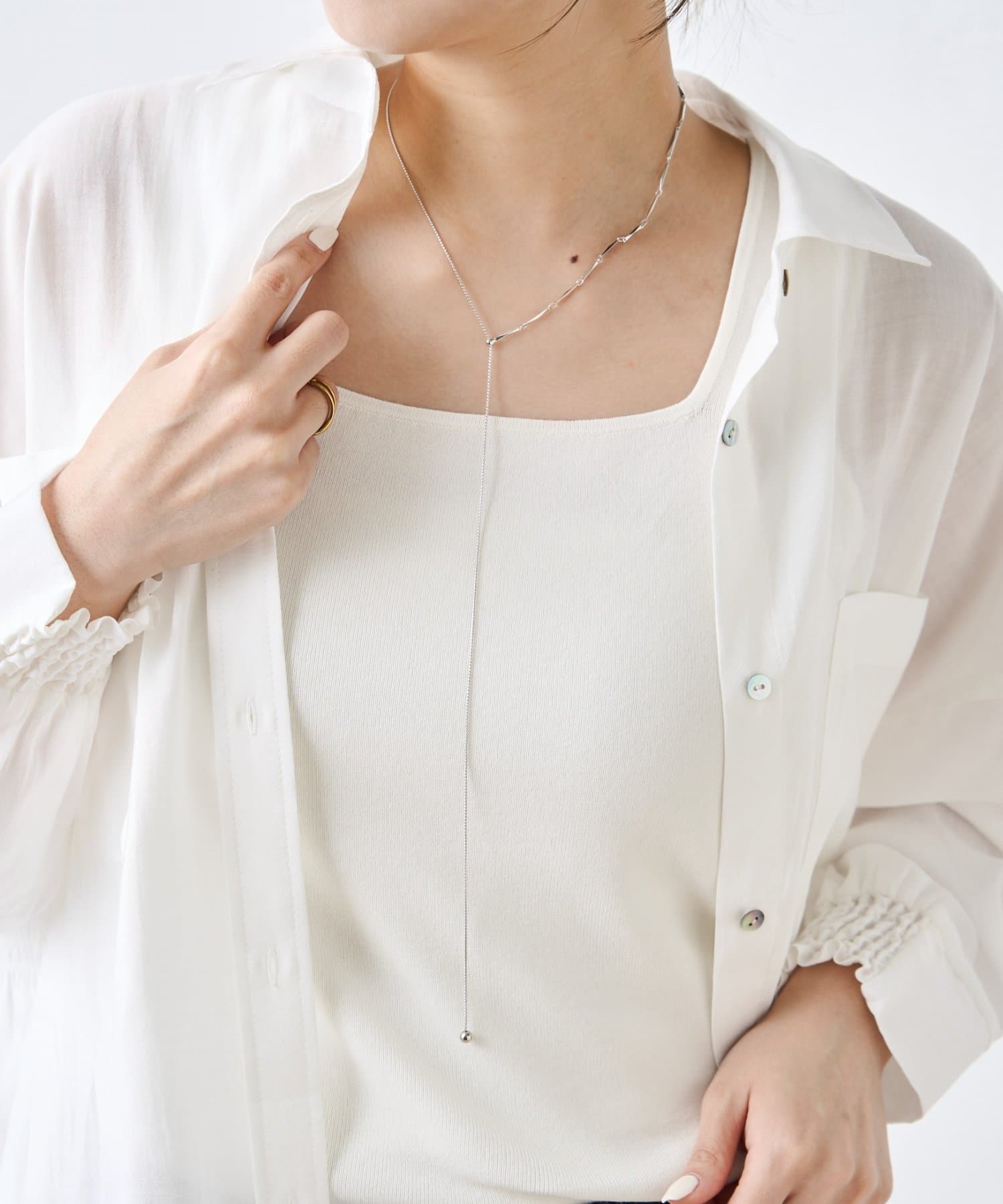 Jena　espace merveilleux(ジェナ　エスパスメルヴェイユ) ナローロングスライドネックレス