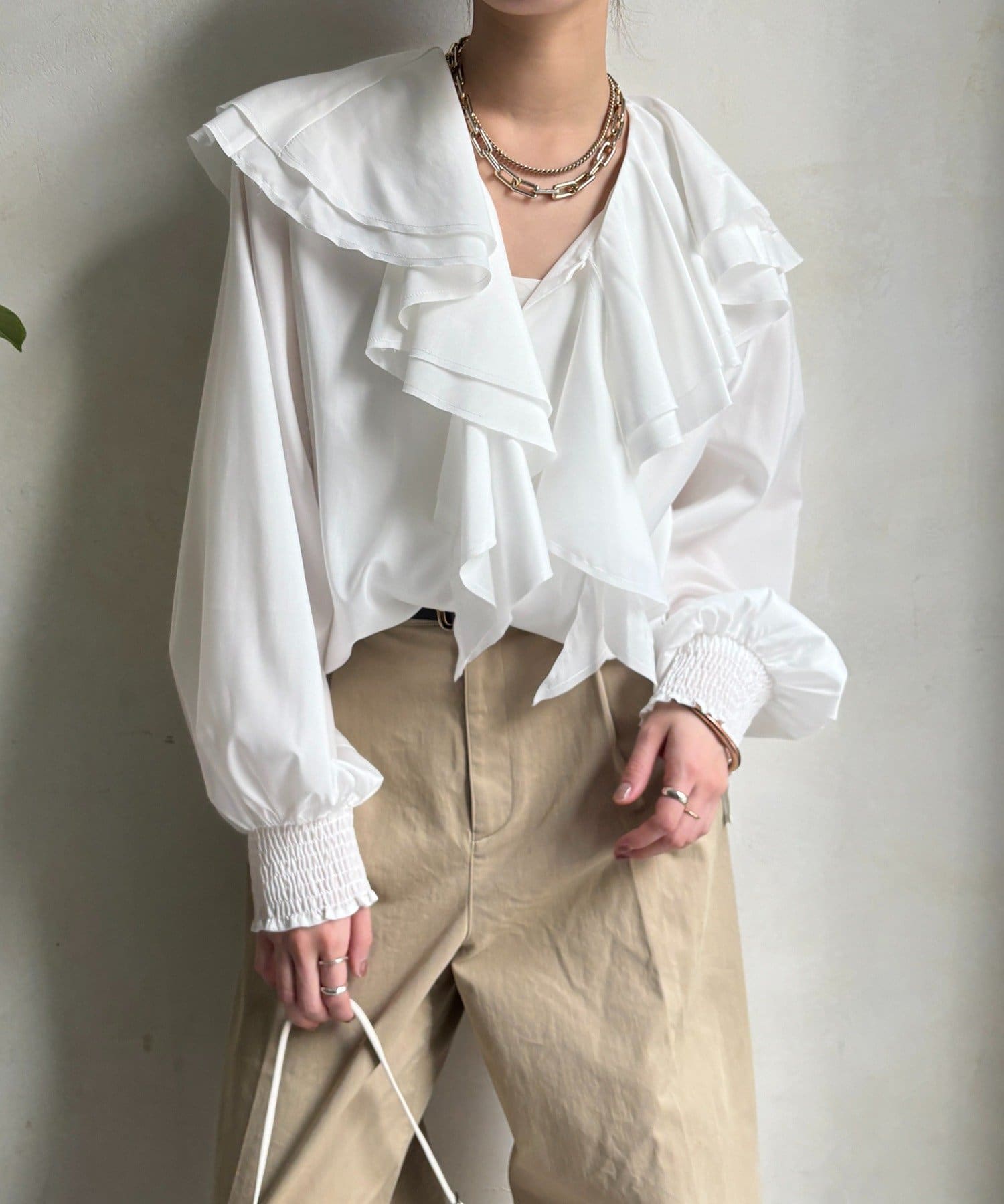 DOUDOU(ドゥドゥ) ラッフルブラウス