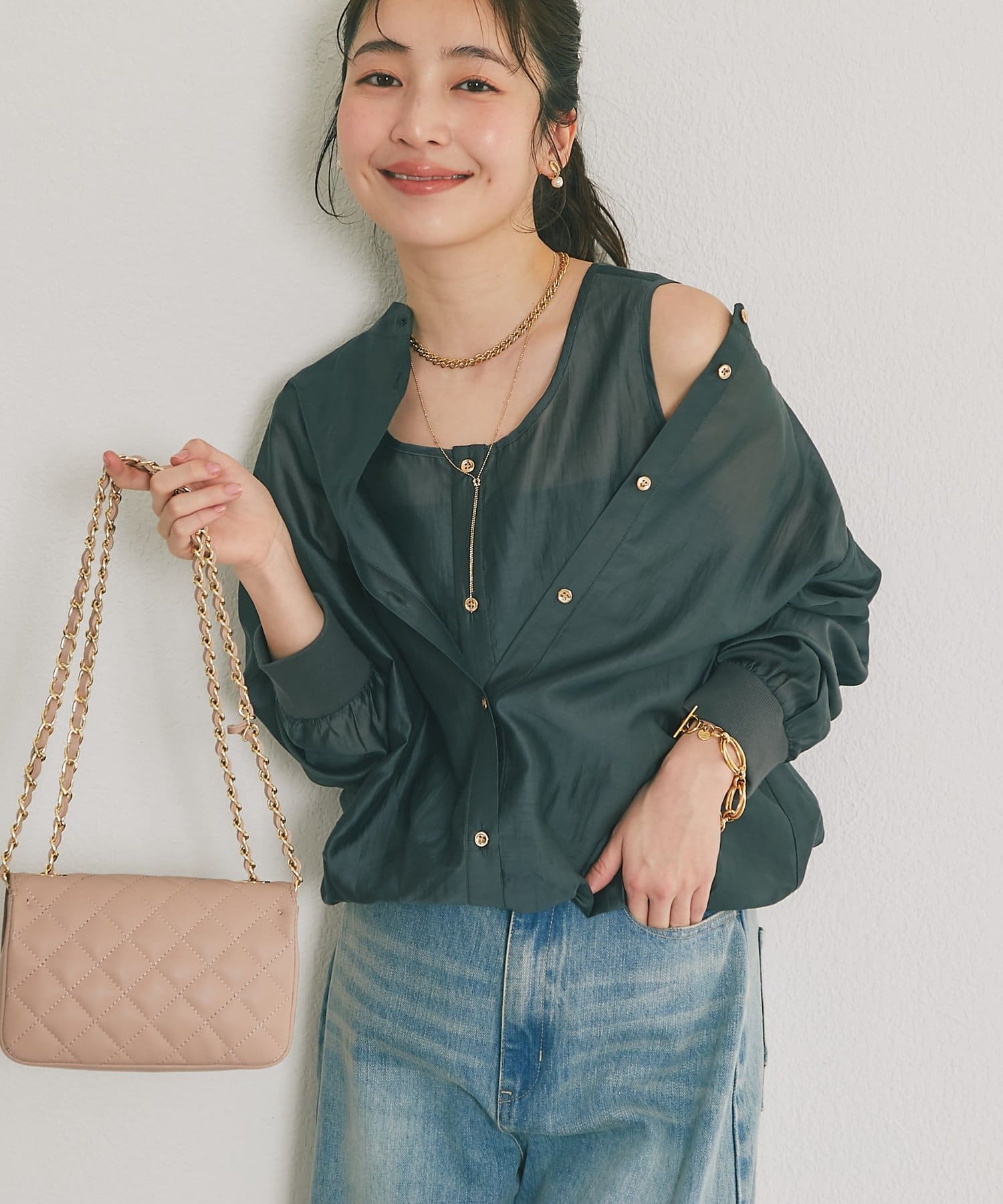 La boutique BonBon(ラブティックボンボン) シアーレイヤードブラウス