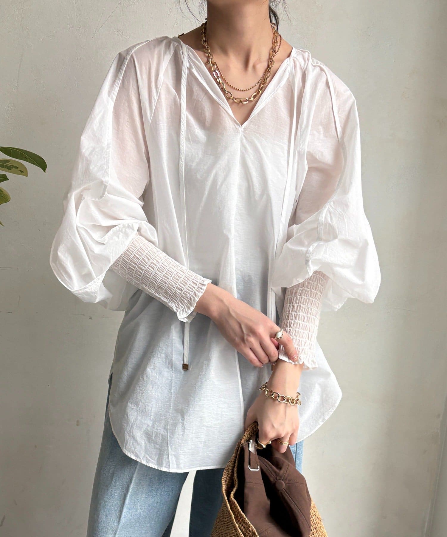 DOUDOU(ドゥドゥ) シャーリングカフチュニックブラウス