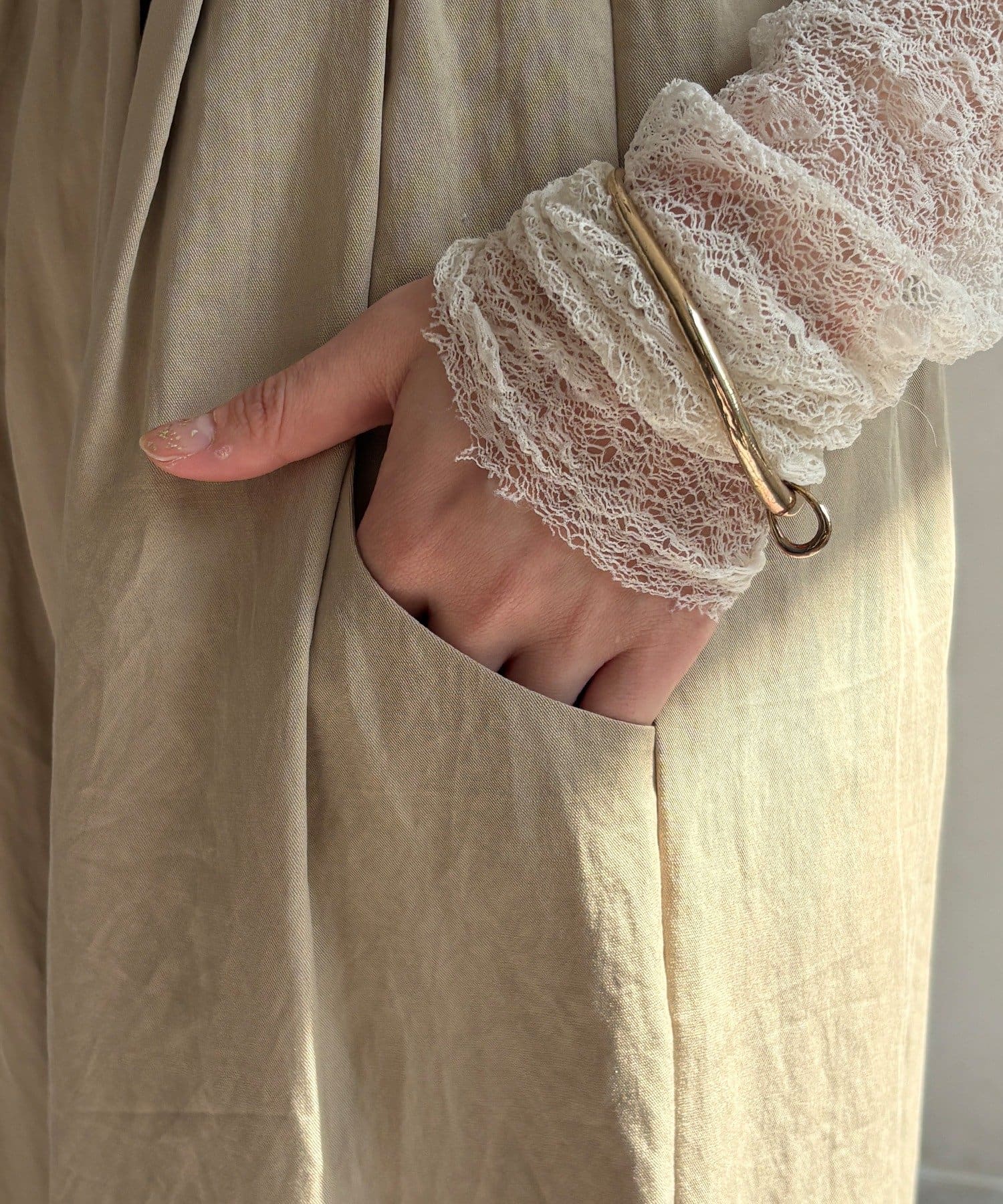 DOUDOU(ドゥドゥ) 【WEB限定】フロントタックカービーパンツ