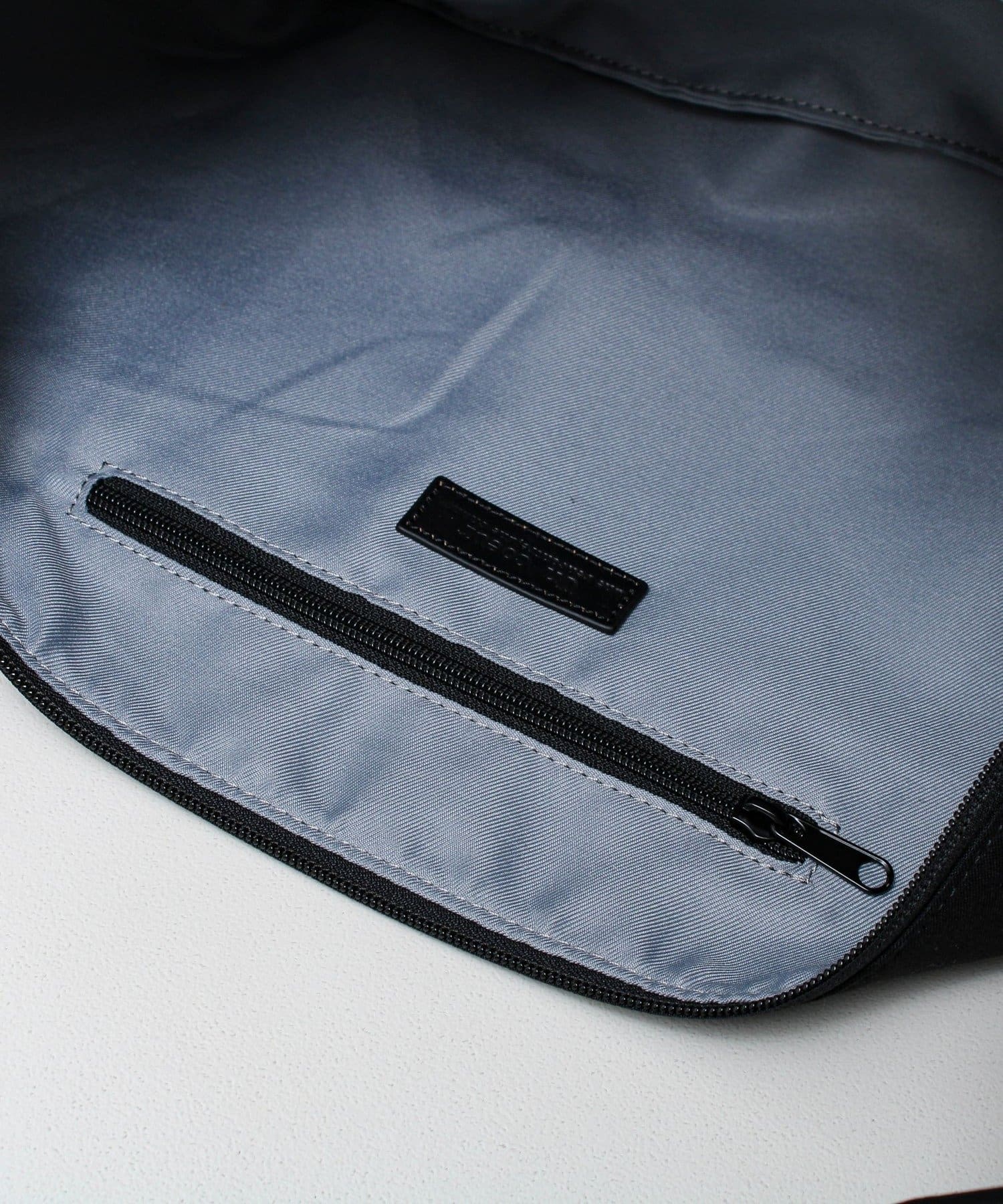 FREDY & GLOSTER(フレディ アンド グロスター) 【Un coeur/アンクール】CROISSANT SHOULDER