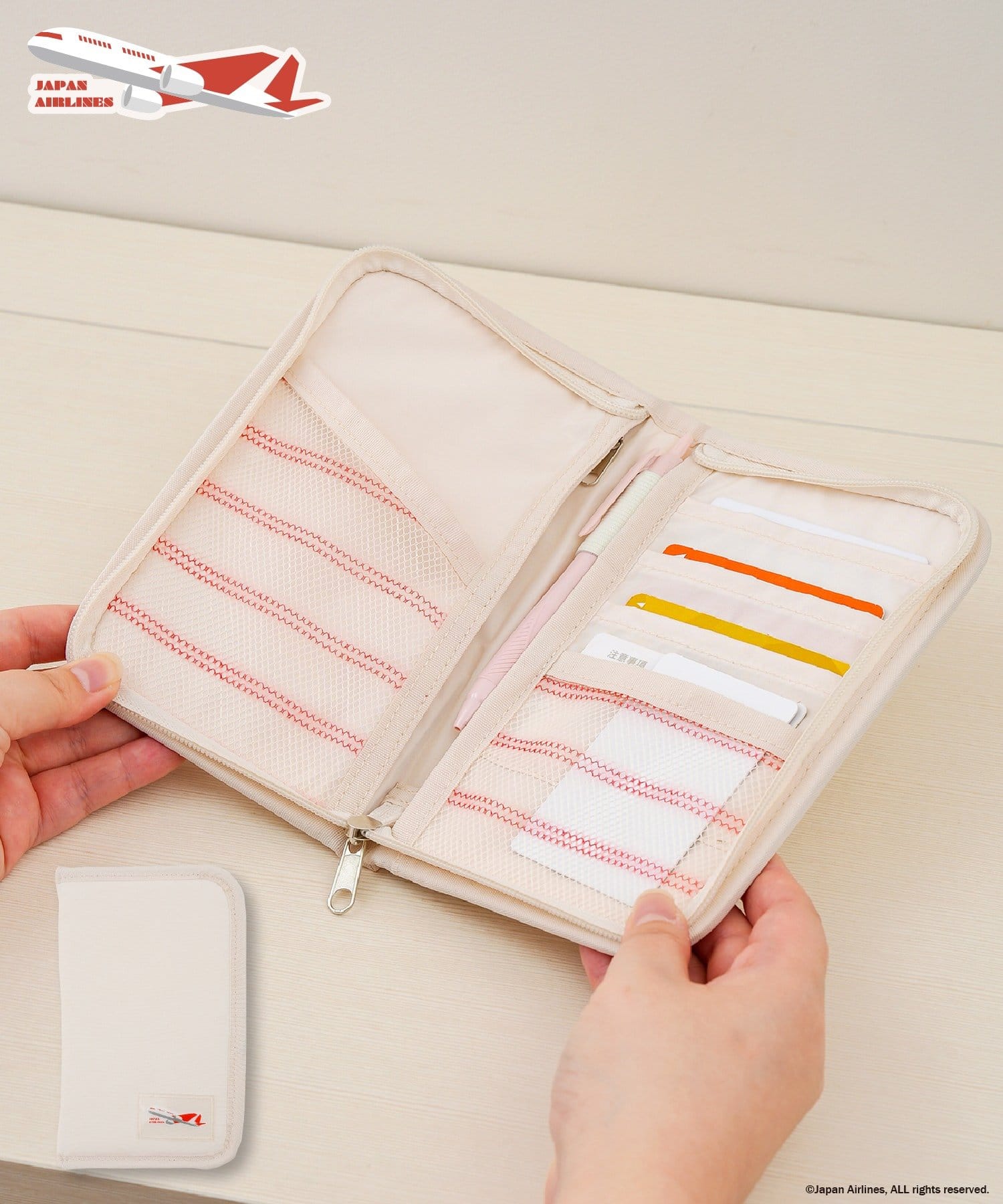 3COINS(スリーコインズ) パスポートケース／JAPAN AIRLINES