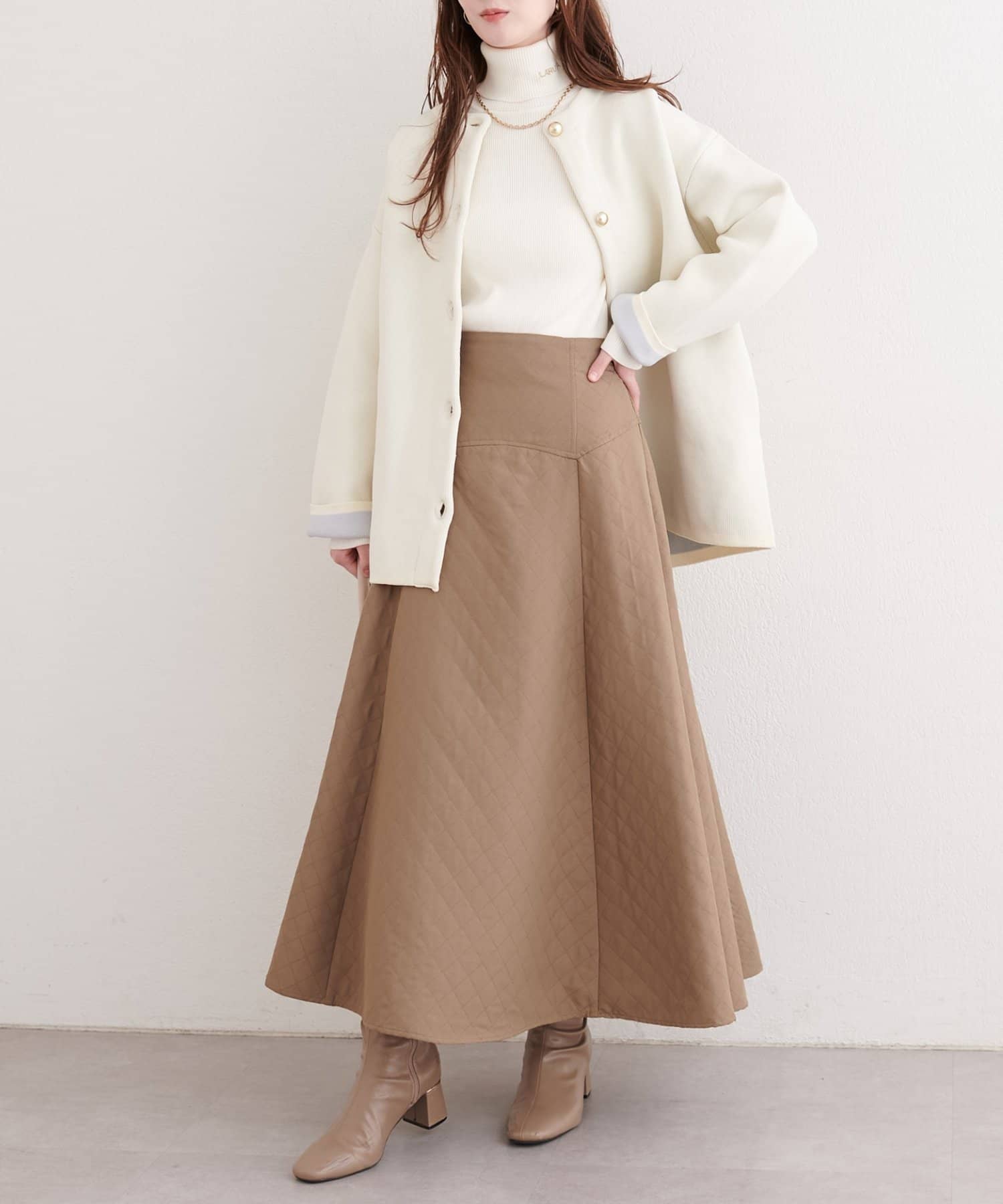 natural couture(ナチュラルクチュール) 〈osono〉エンボスジャガードスカート