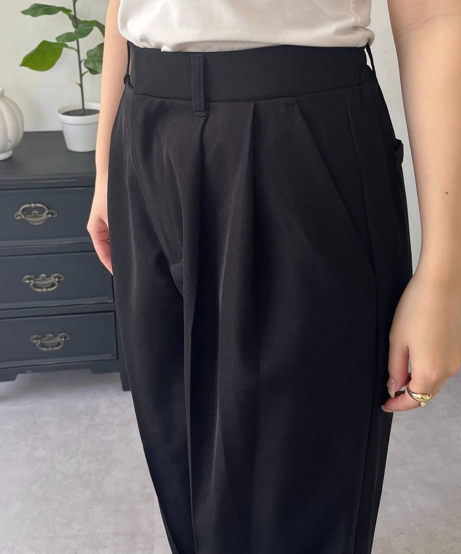 prose verse(プロズヴェール) センタープレスダブルタックパンツ