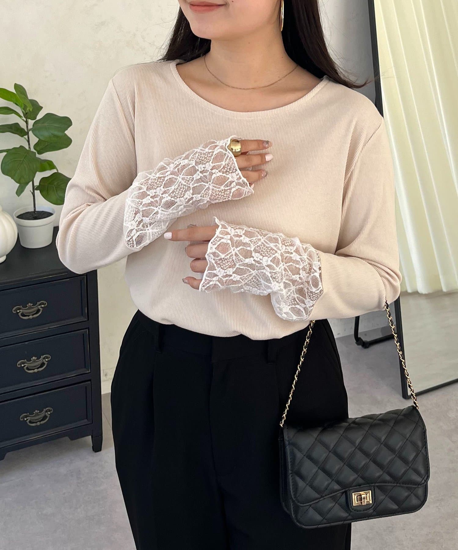 prose verse(プロズヴェール) 袖レース切替トップス