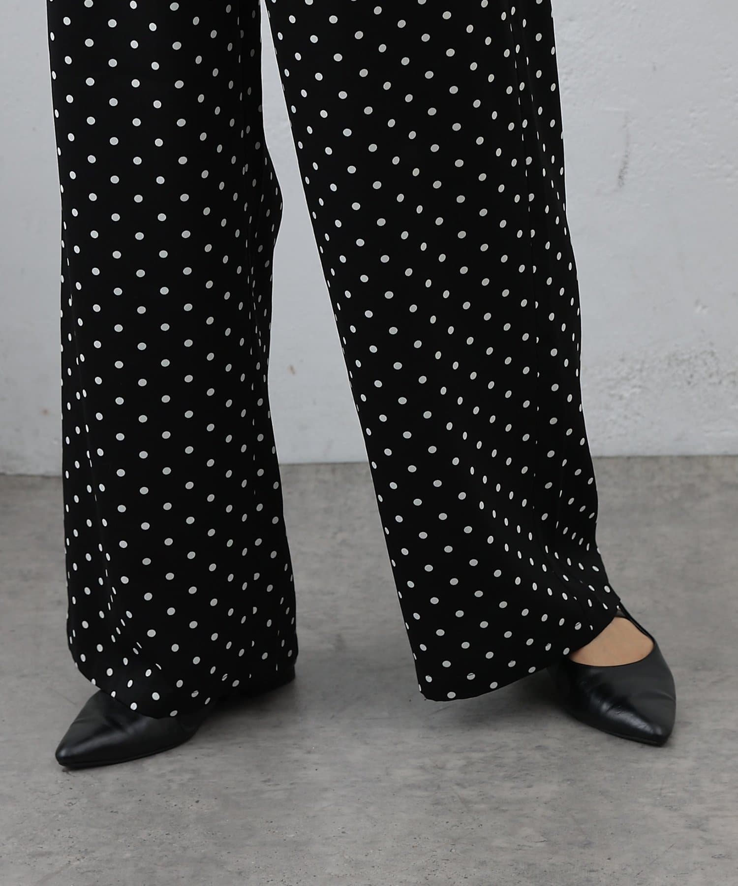 COLONY 2139(コロニー トゥーワンスリーナイン) ポルカドットイージーパンツ