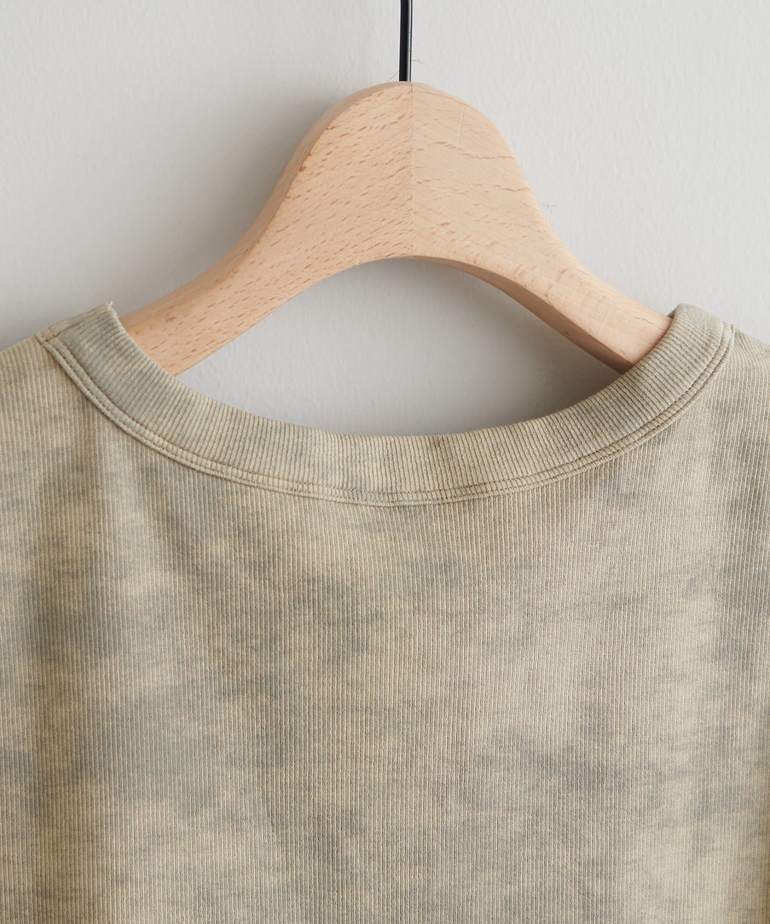 DISCOAT(ディスコート) WEB限定ピグメントコンパクトUネックT