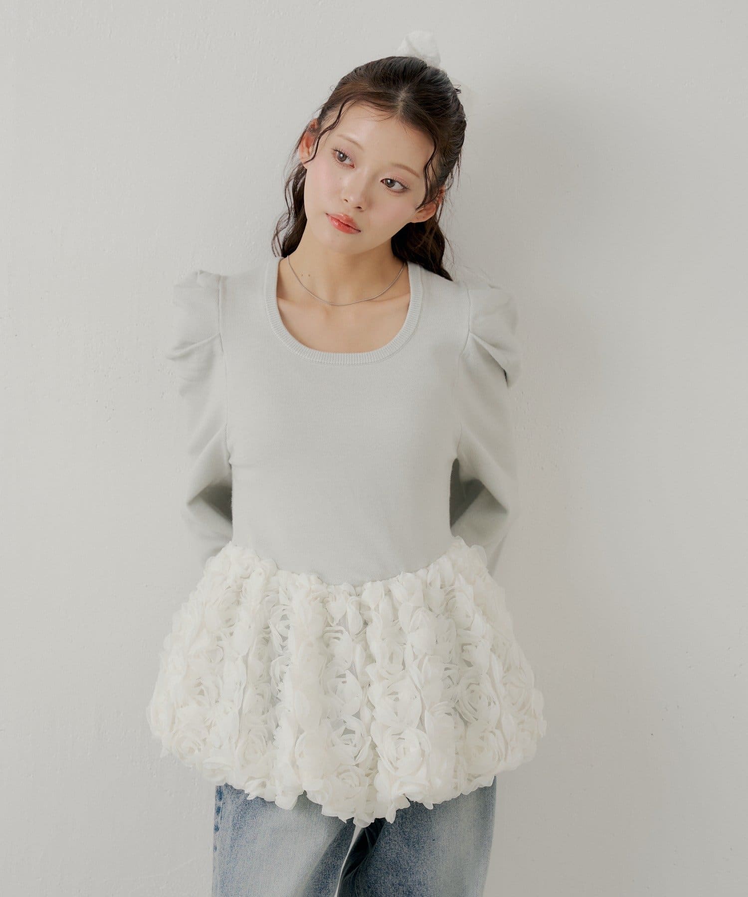 Chico(チコ) 【SALON by Chico】パワショルローズペプラムニット