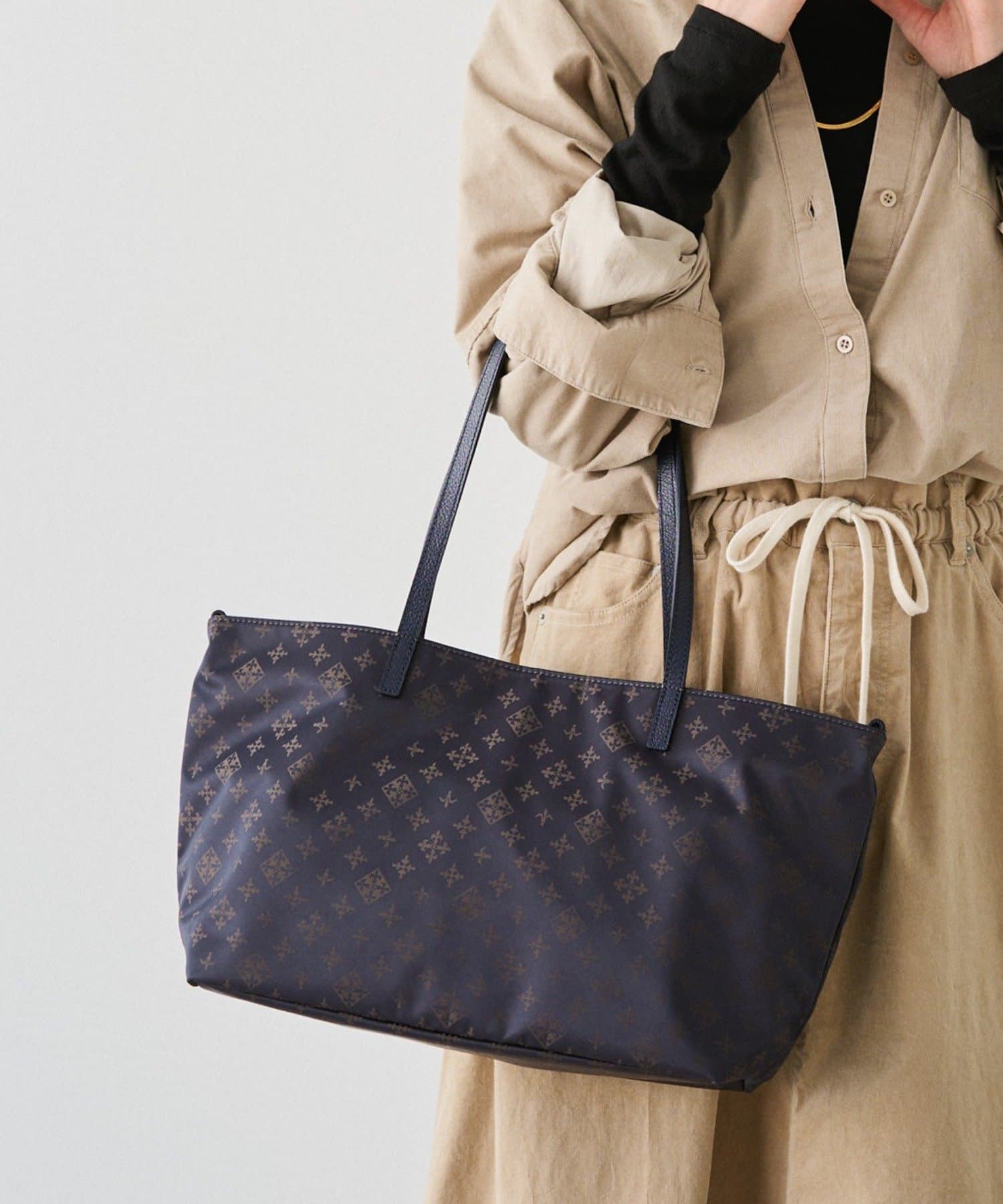 russet(ラシット) ナイロンジャガードセパレートトート