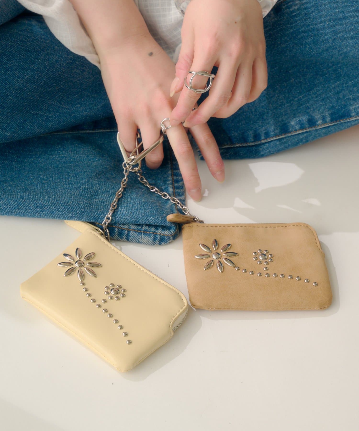 Kastane(カスタネ) 【Kolors like you/4.2(木)12:00発売】スタッズフラワーポーチチャーム