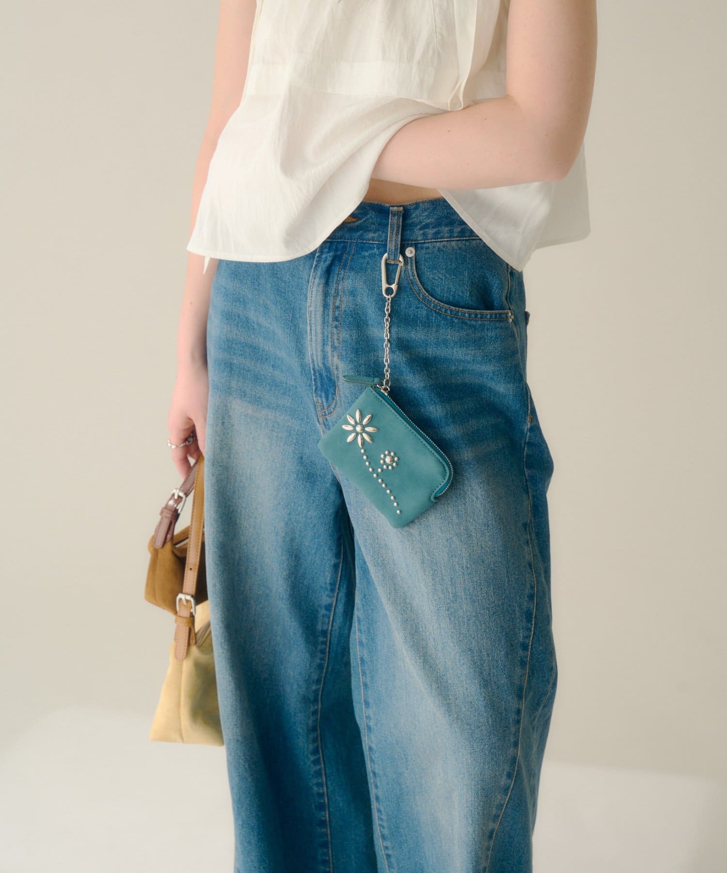 Kastane(カスタネ) 【Kolors like you/4.2(木)12:00発売】スタッズフラワーポーチチャーム