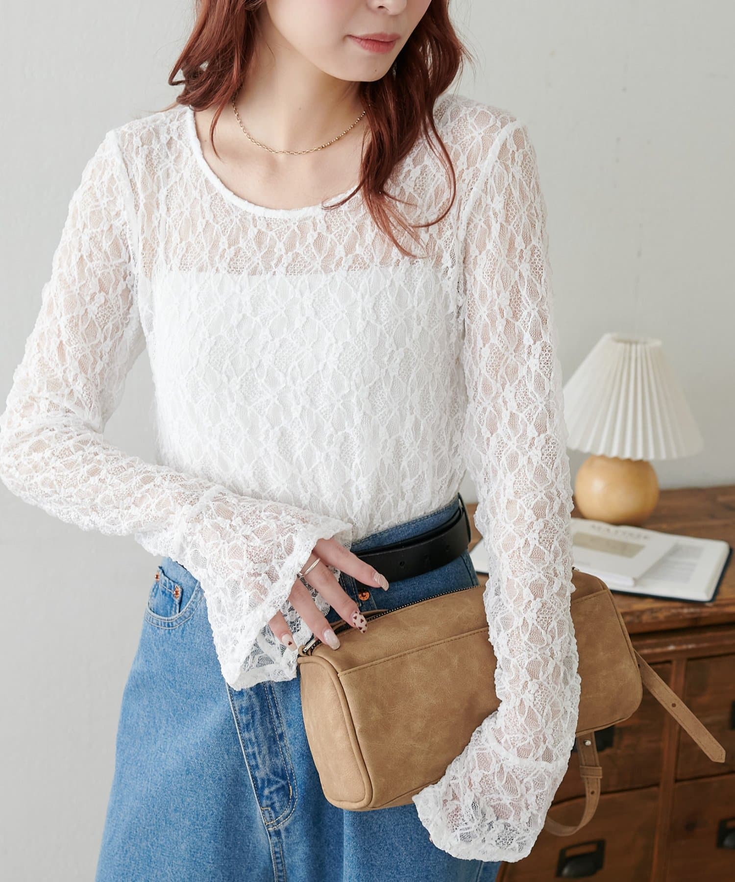 DISCOAT(ディスコート) 【WEB限定】前後2WAY袖フリルレースプルオーバー