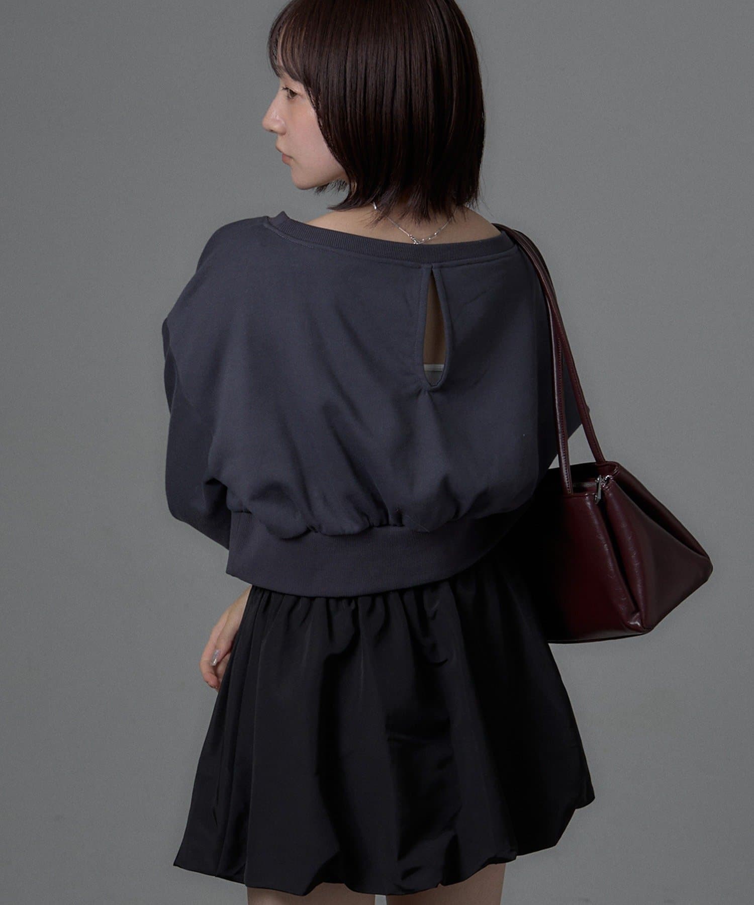 OUTLET(アウトレット) 【mystic】バックオープン ロゴスウェット