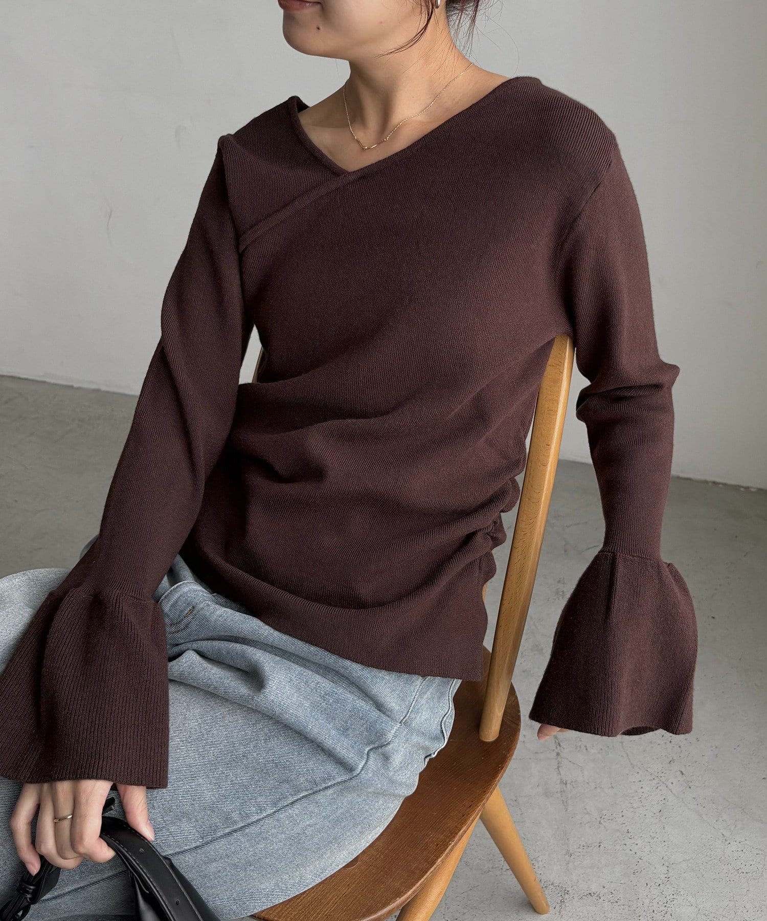 OUTLET(アウトレット) 【CAPRICIEUX LE'MAGE】フレア袖アシメネックニット