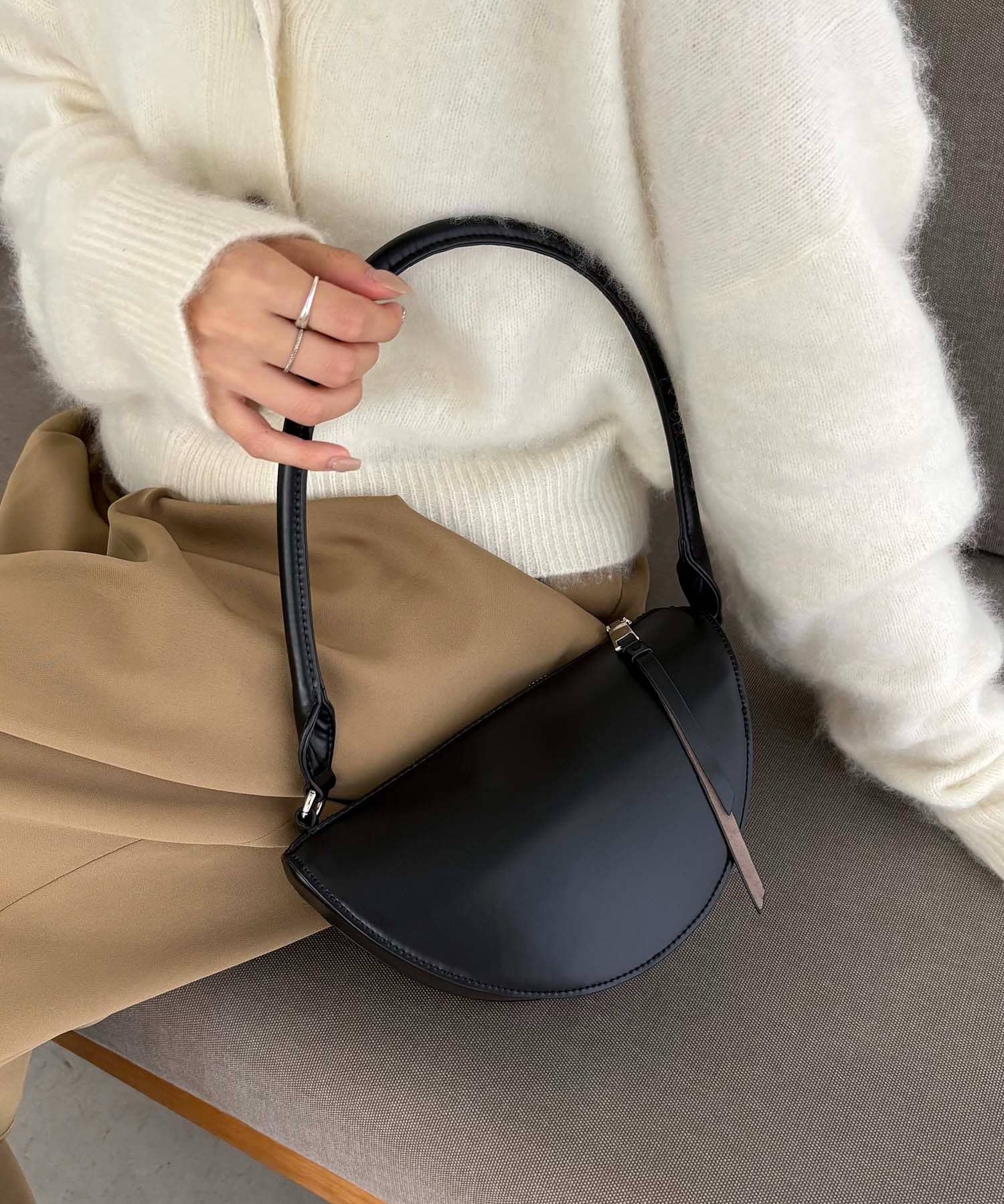 OUTLET(アウトレット) 【CAPRICIEUX LE'MAGE】ハーフムーン2WAYショルダーバッグ