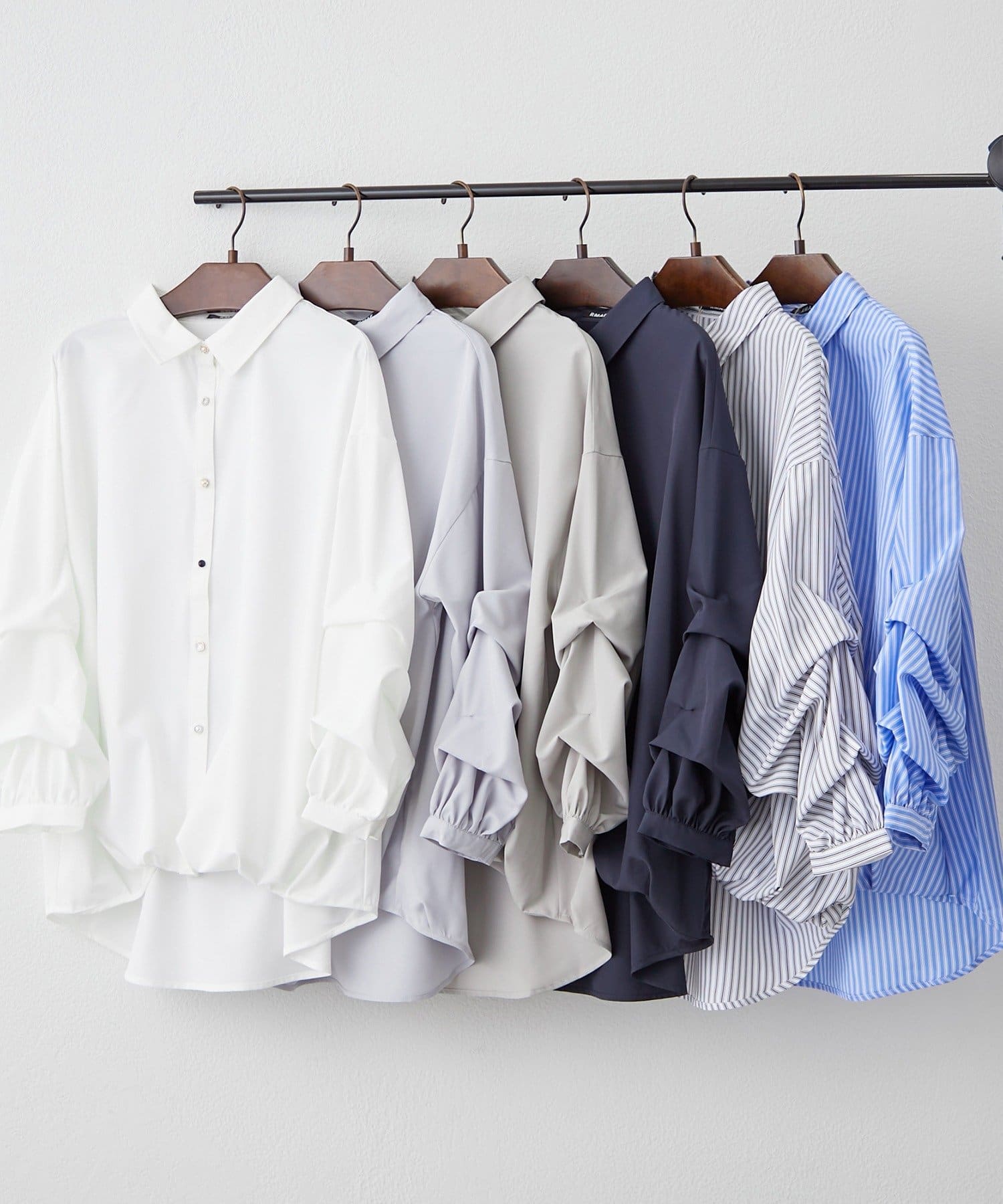 Remind me and forever(リマインドミーアンドフォーエバー) 色々ボタン段々袖タケノコタックブラウス