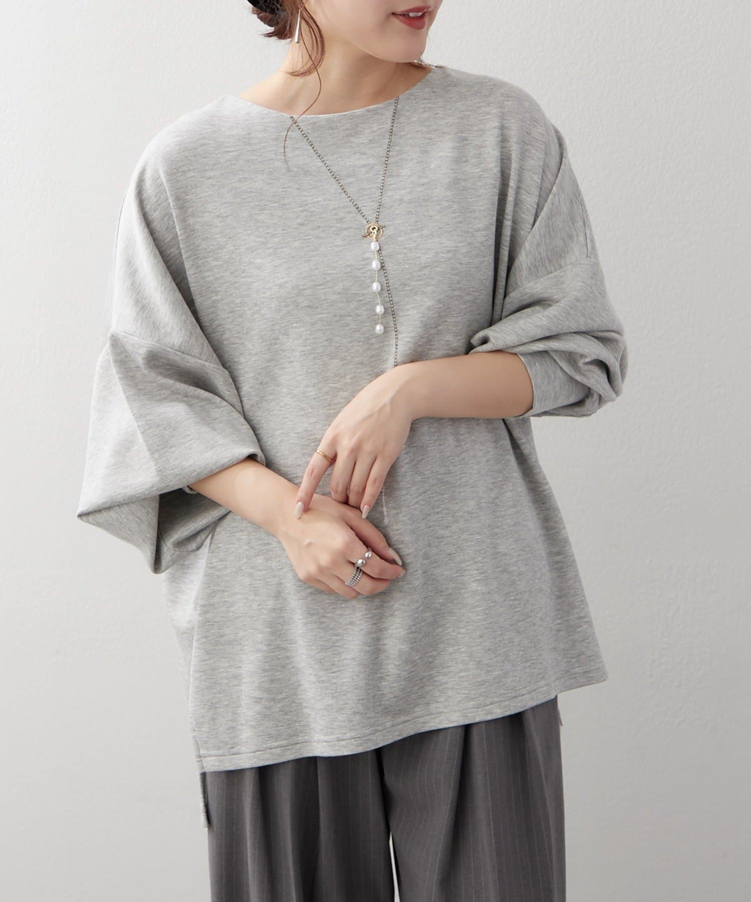 Remind me and forever(リマインドミーアンドフォーエバー) ネックレス刺繍２WAYプルオーバー