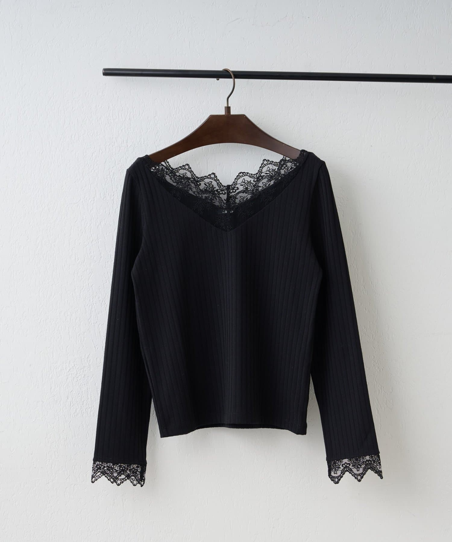 Remind me and forever(リマインドミーアンドフォーエバー) 定番アイテム！テレコVレース長袖プルオーバー