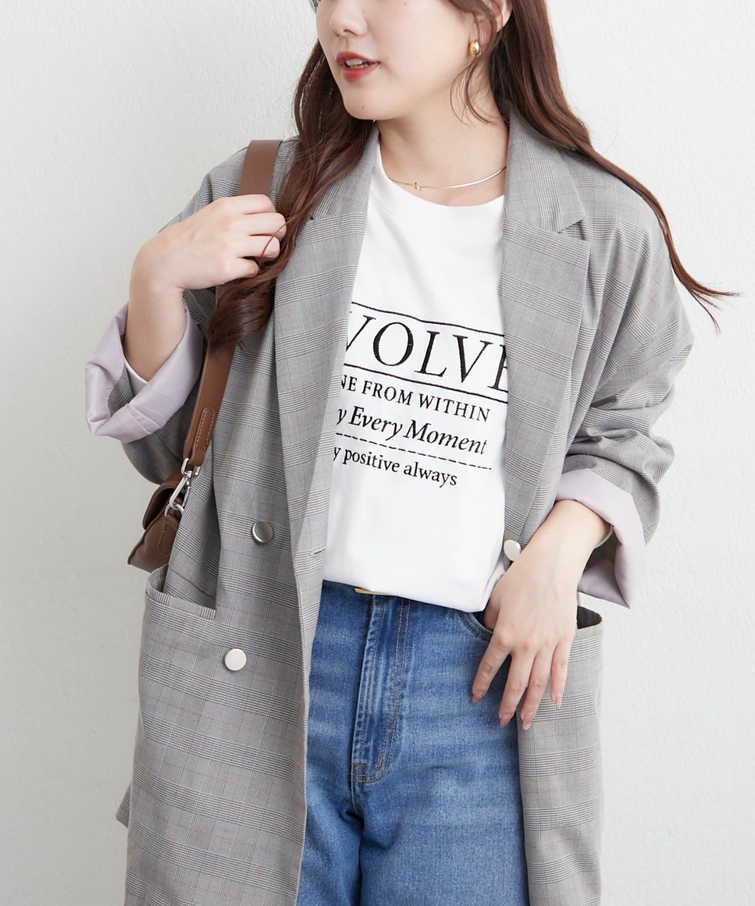 Remind me and forever(リマインドミーアンドフォーエバー) レイヤードしやすい丈感◎フォト&ロゴ刺繍ロンT