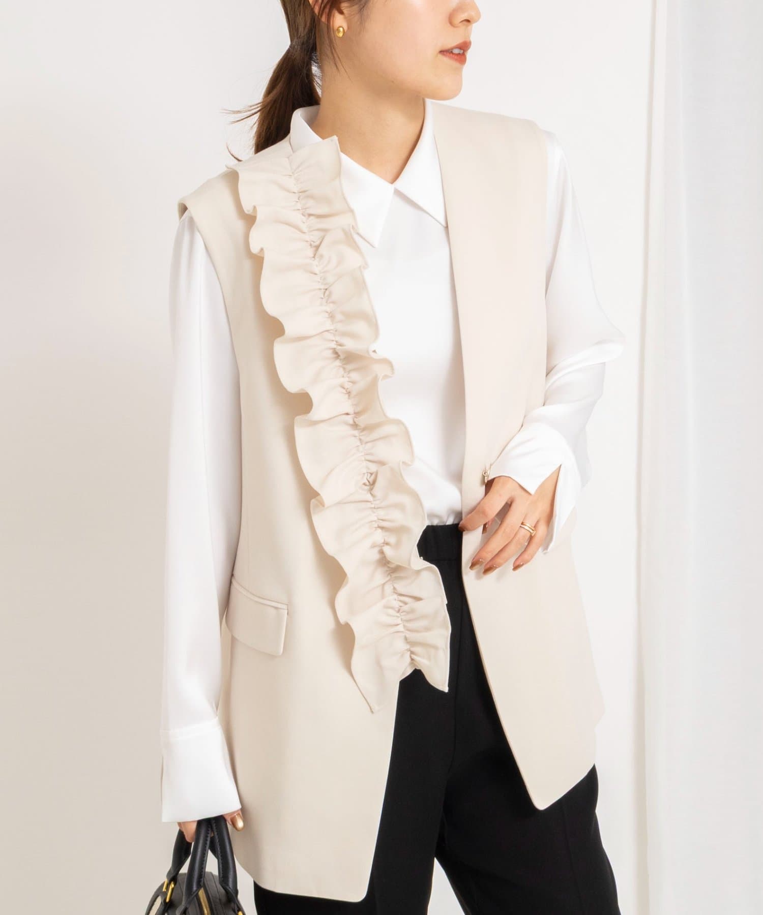 NOLLEY'S(ノーリーズ) 《セットアップ対応》ウォッシャブルジョーゼットフリル付きマルチWAYジレ