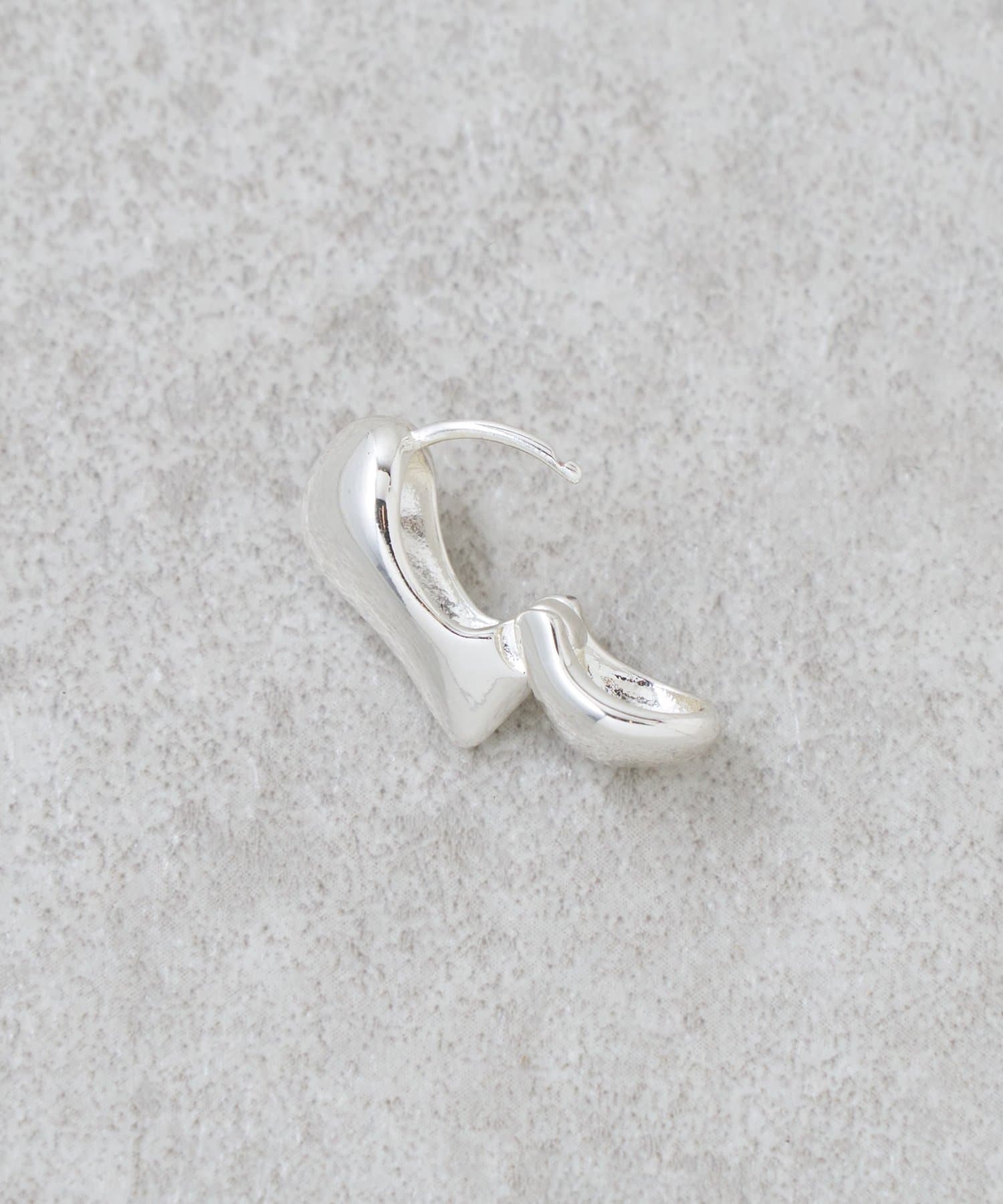 BEARDSLEY(ビアズリー) ハートピアス