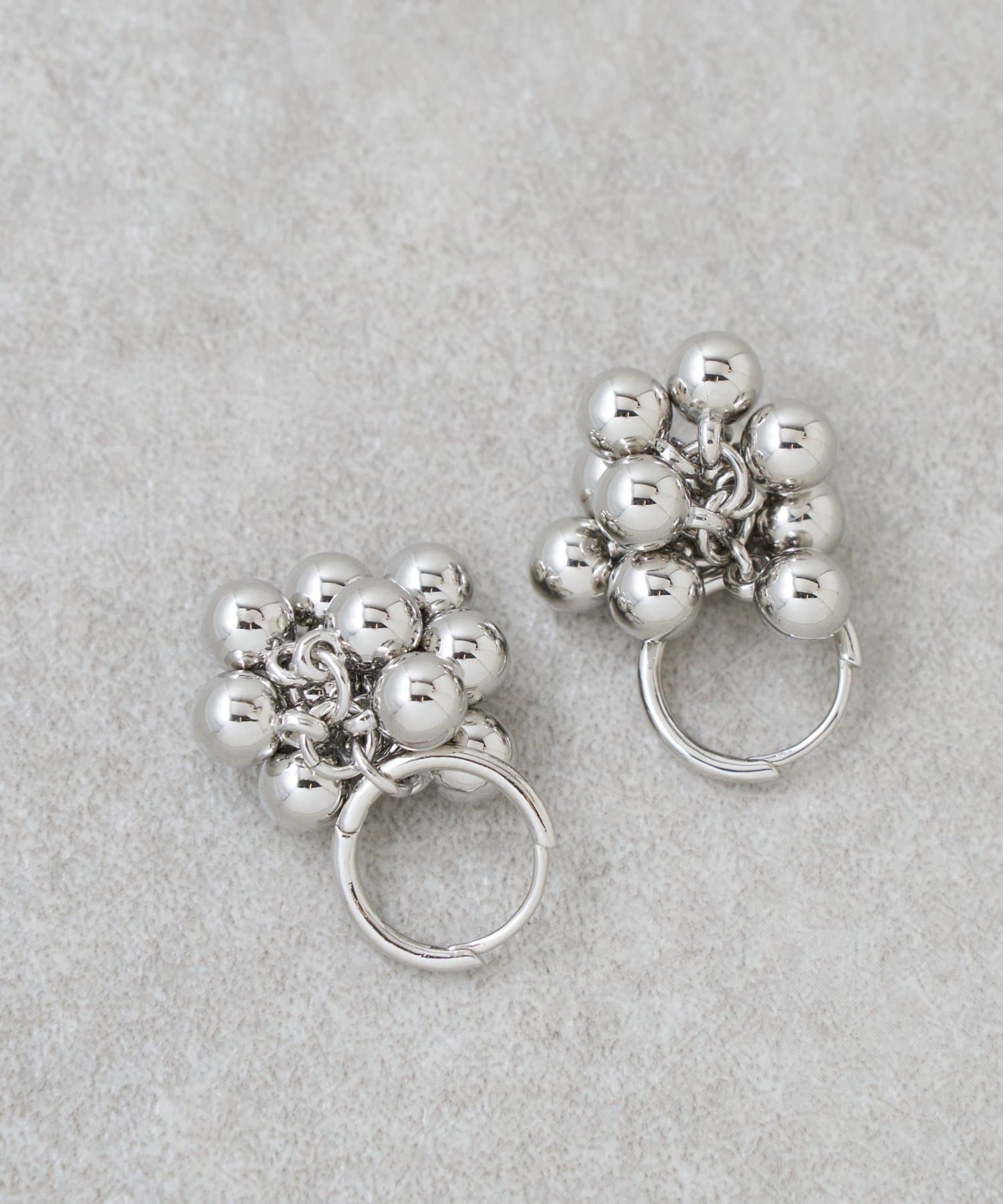 BEARDSLEY(ビアズリー) タフテッドピアス