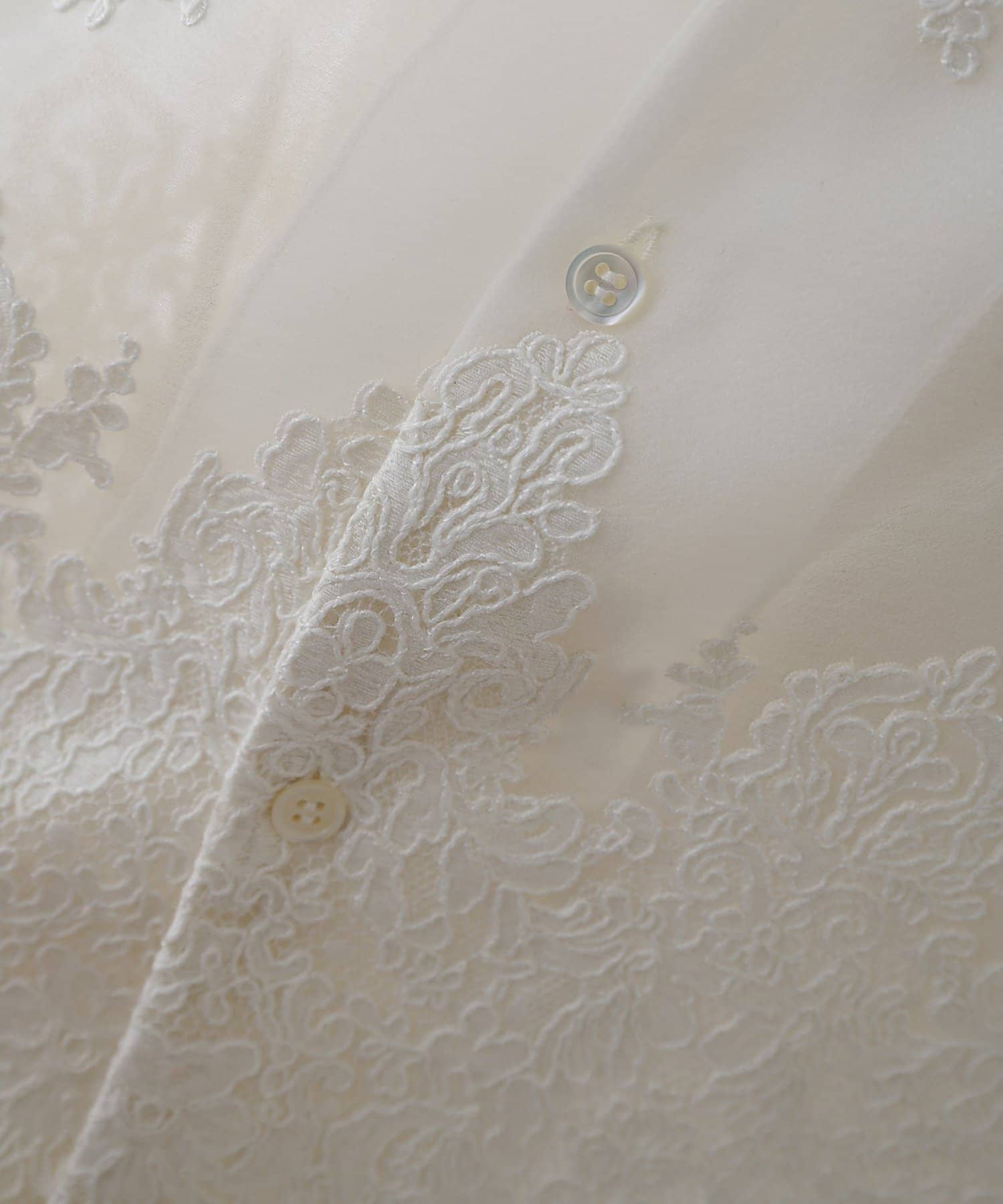 Whim Gazette(ウィム ガゼット) オーガンジーレースシャツ