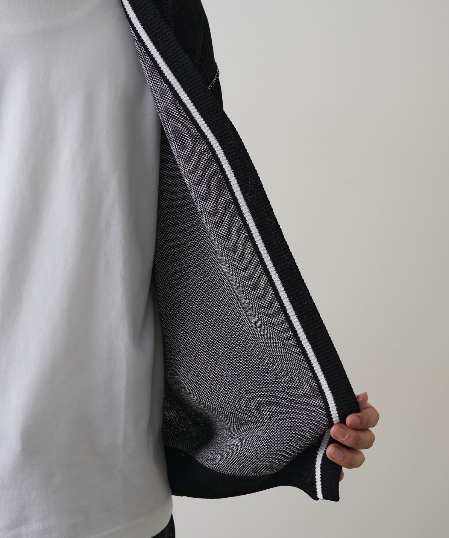 COLONY 2139(コロニー トゥーワンスリーナイン) 配色アウトリンキングニットカーディガン