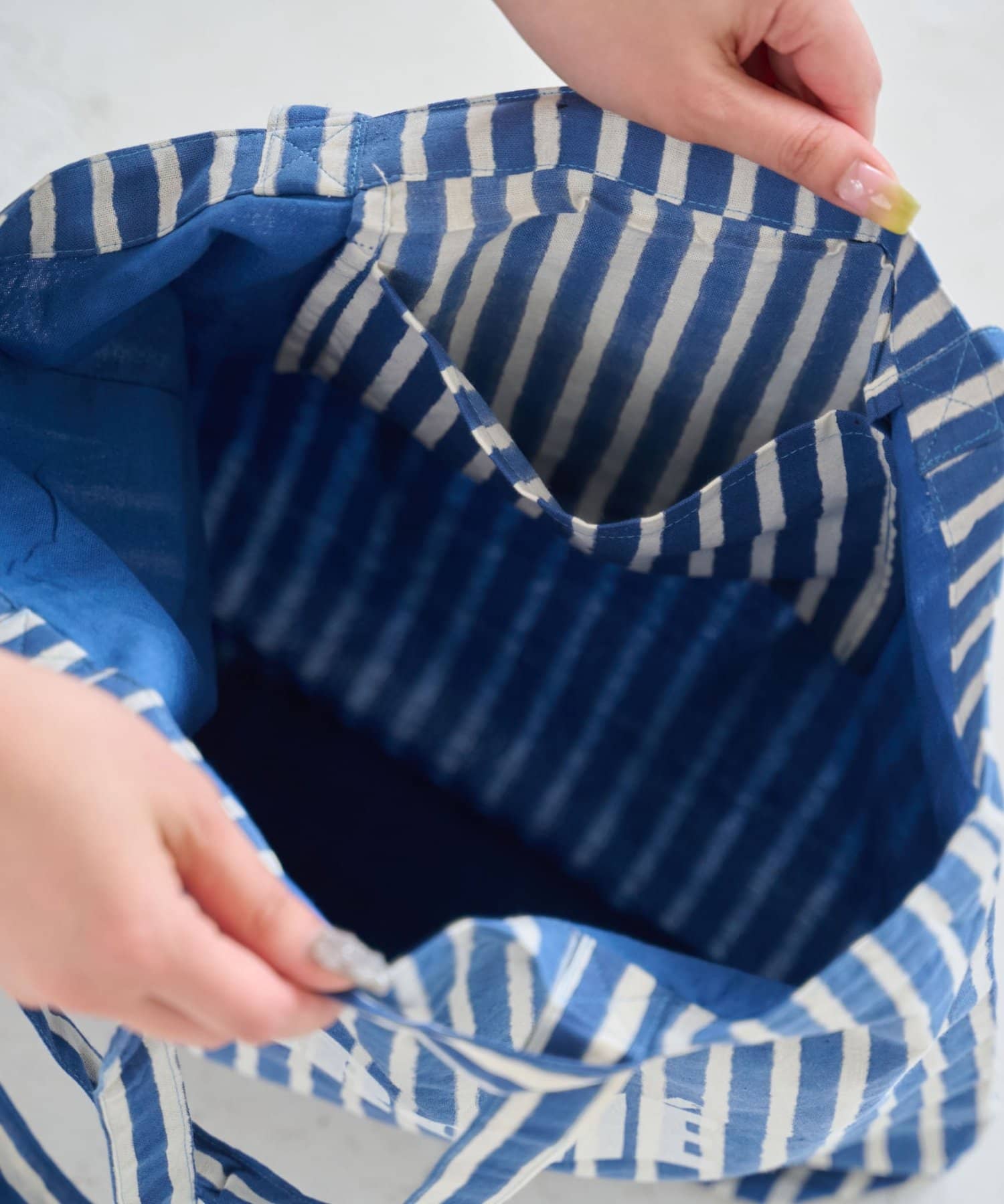 DISCOAT(ディスコート) 【＠fururi_______企画】フルリマルシェブロックプリントトートバッグ《WEB限定カラーあり》