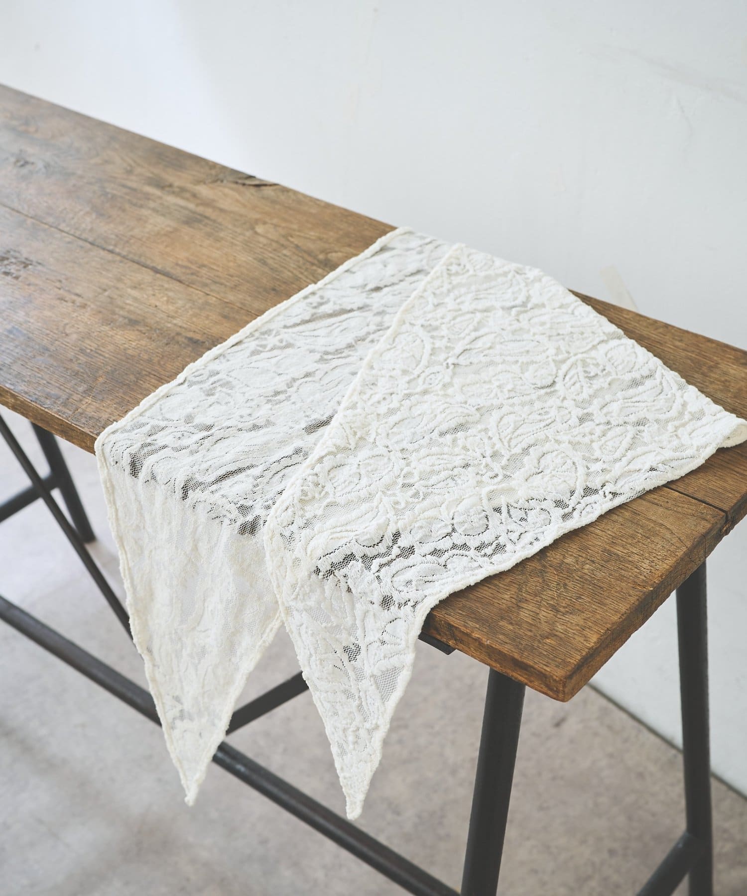 Jena　espace merveilleux(ジェナ　エスパスメルヴェイユ) 【マルチに使えるレーススカーフ付き】ワイドパンツ