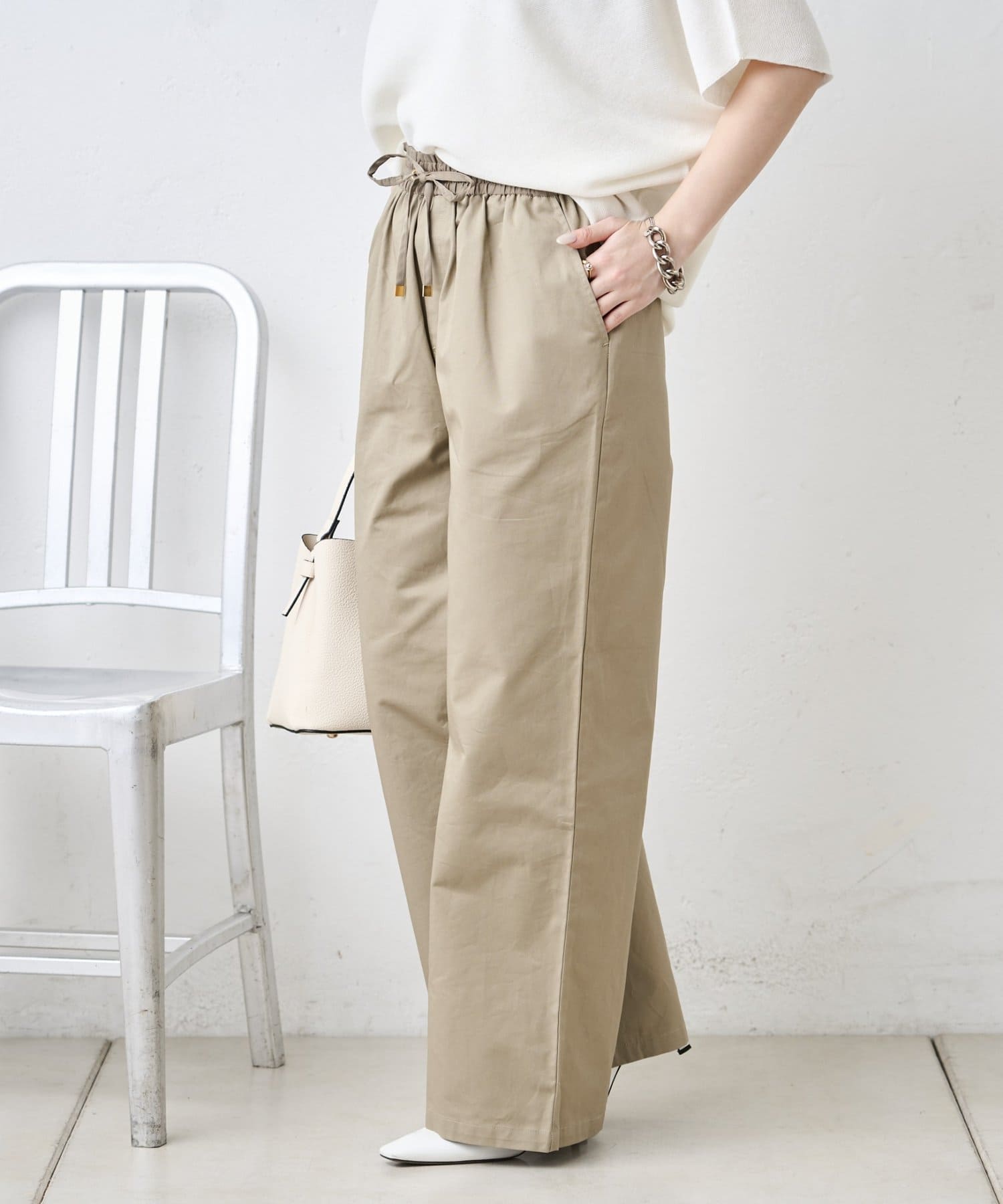 Jena　espace merveilleux(ジェナ　エスパスメルヴェイユ) サテン切替イージーパンツ