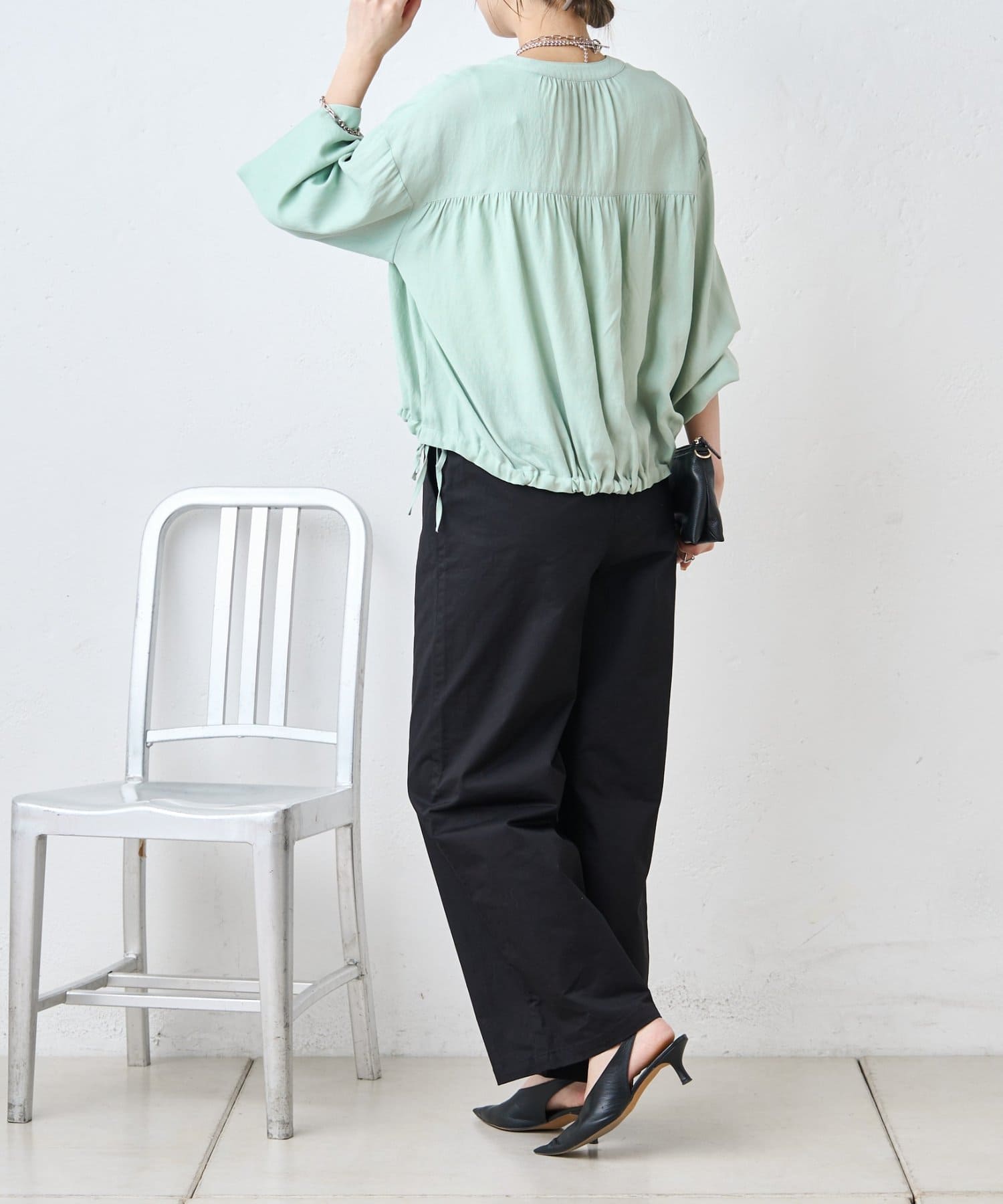 Jena　espace merveilleux(ジェナ　エスパスメルヴェイユ) サテン切替イージーパンツ