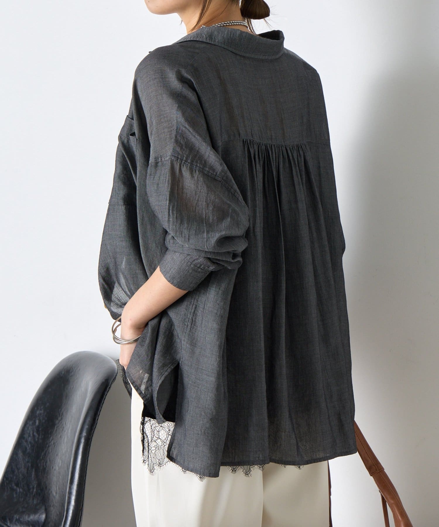 Jena　espace merveilleux(ジェナ　エスパスメルヴェイユ) シアーデニムシャツ