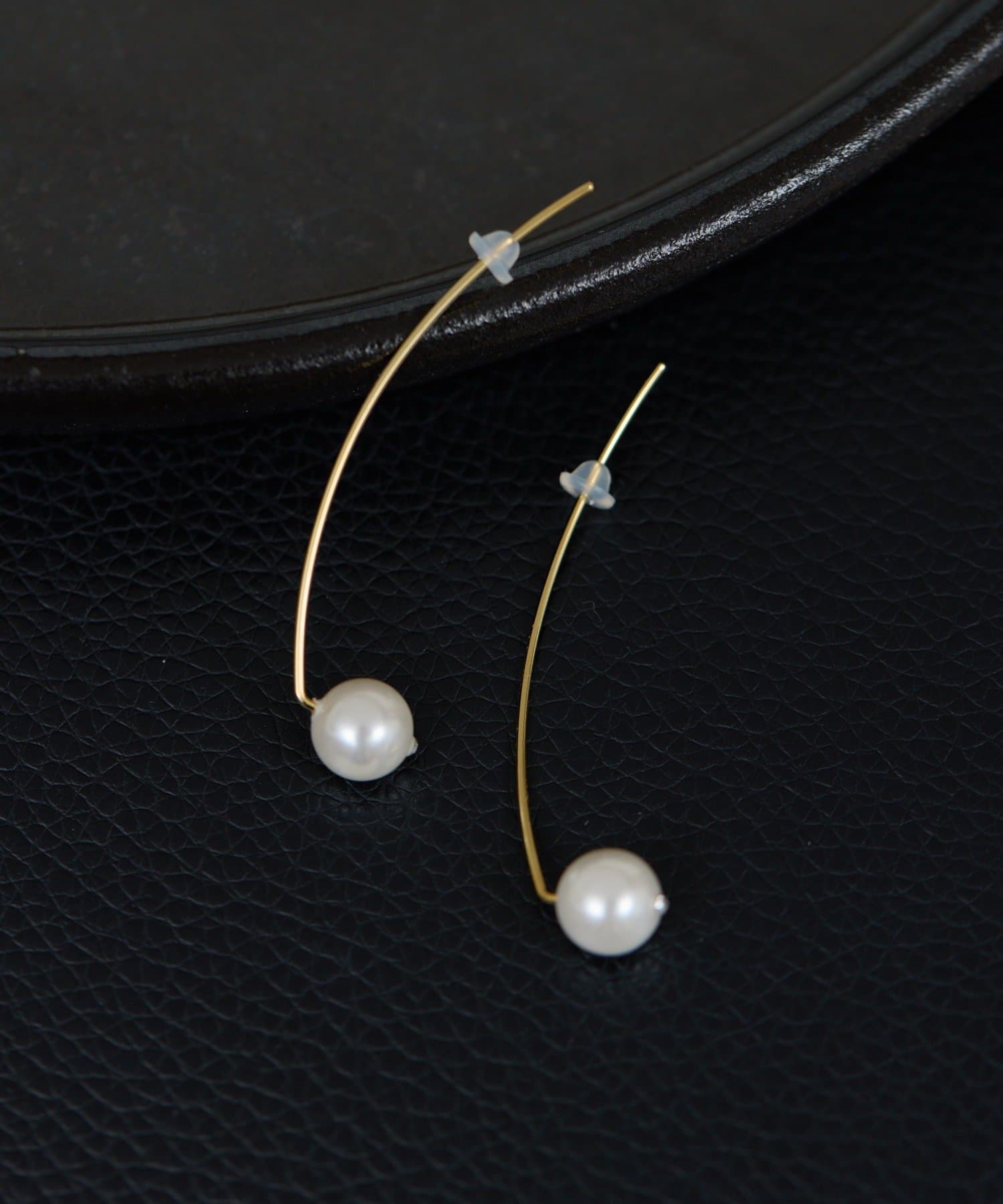 GALLARDAGALANTE(ガリャルダガランテ) シェルパールラインフックピアス