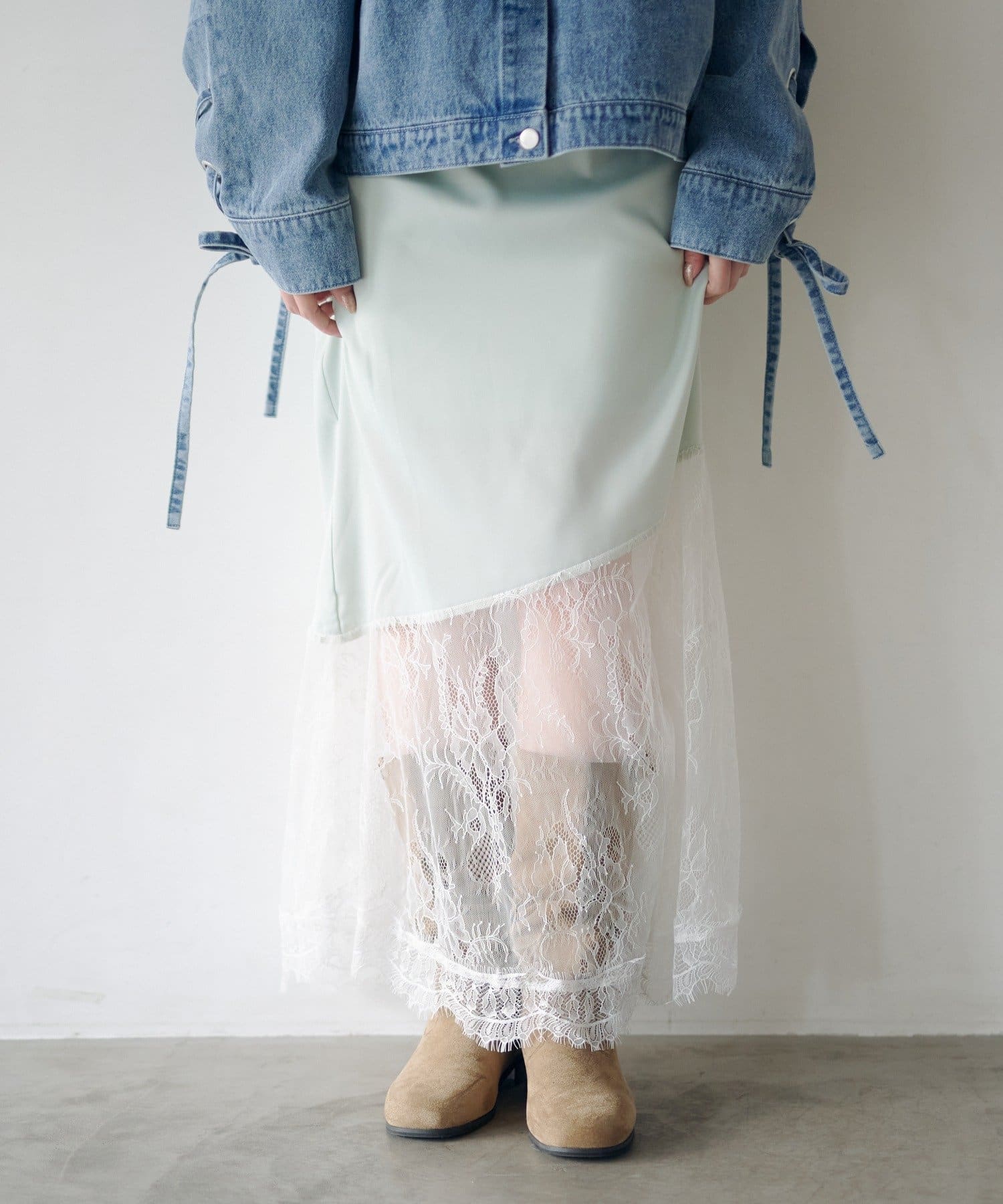 Kastane(カスタネ) 【2.7(土)11:00〜2.8(日)ポイントUP開催/2026SSカタログ】サテンレースアシメスカート