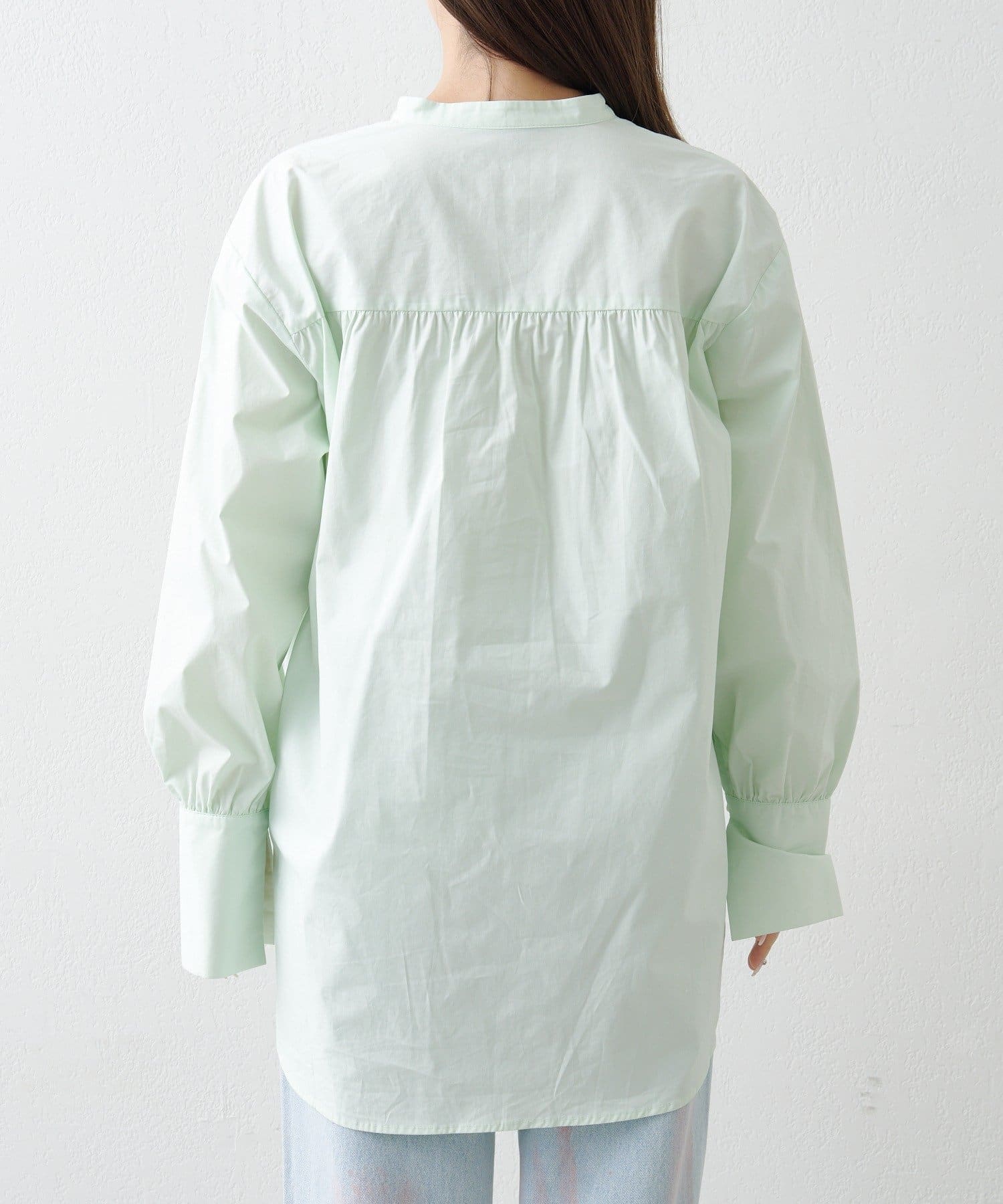 Kastane(カスタネ) 【2.7(土)11:00〜2.8(日)ポイントUP開催/2026SSカタログ/フード取り外し可】フードノーカラーシャツ