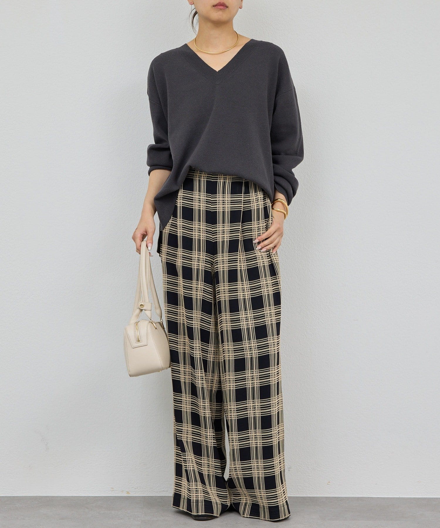 GALLARDAGALANTE(ガリャルダガランテ) 【セットアップ対応】Vニット