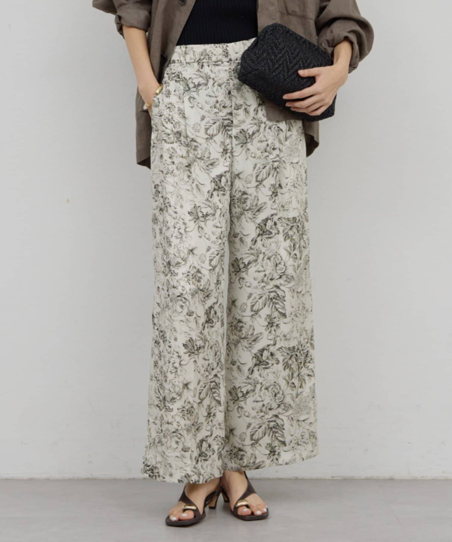 GALLARDAGALANTE(ガリャルダガランテ) 【セットアップ対応】ボタニカルサテンスラックス