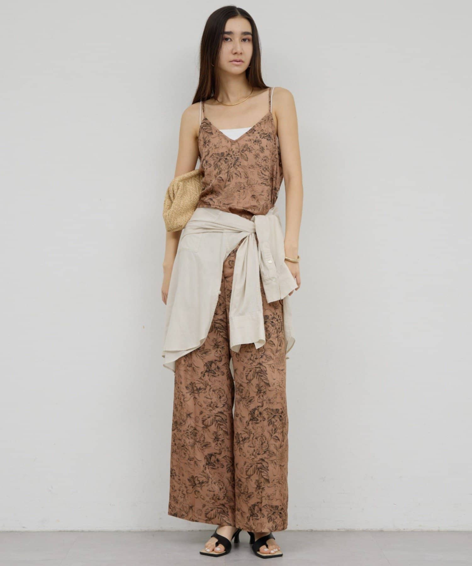 GALLARDAGALANTE(ガリャルダガランテ) 【セットアップ対応】ボタニカルサテンキャミ