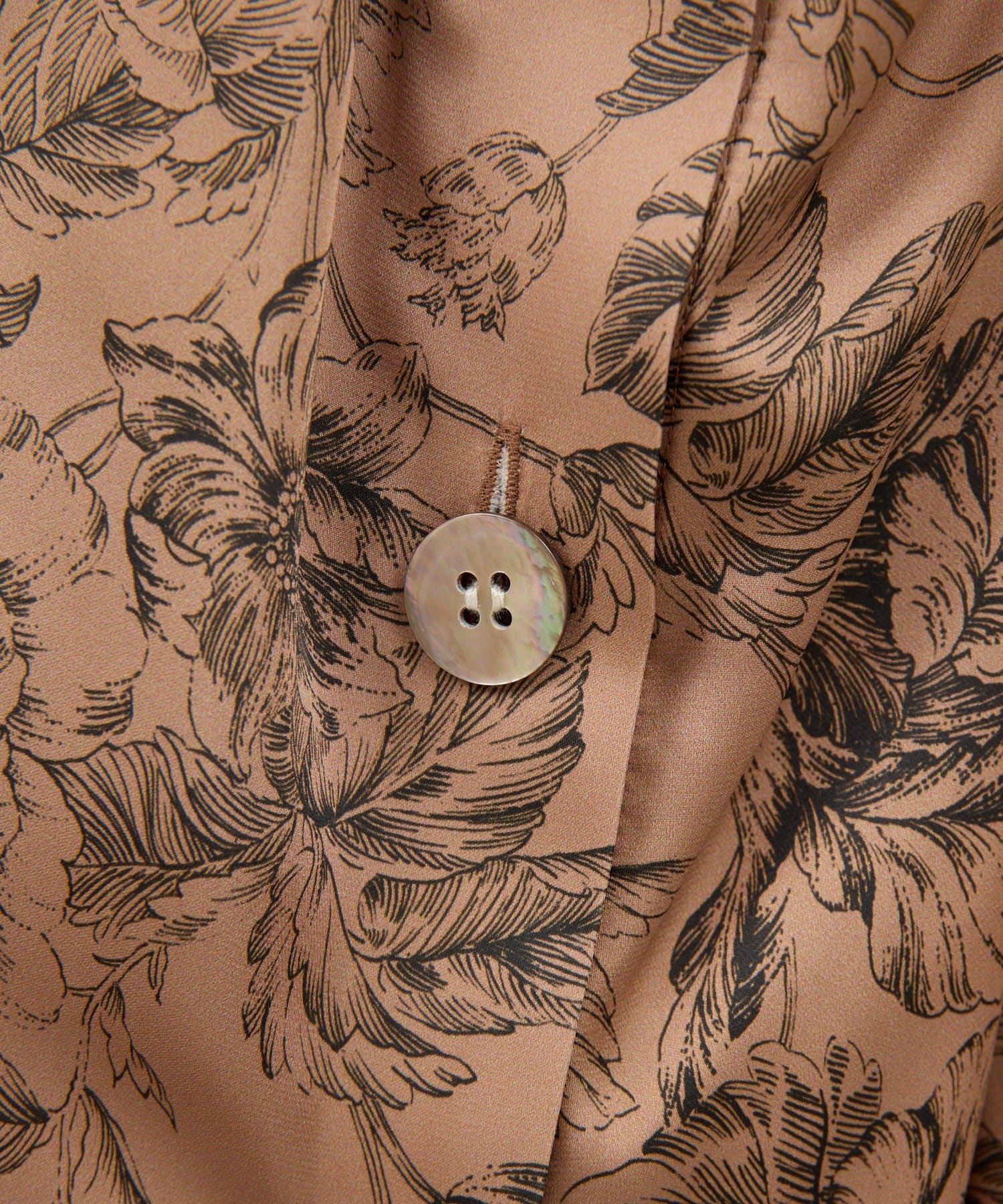 GALLARDAGALANTE(ガリャルダガランテ) 【セットアップ対応】ボタニカルサテンキャミ