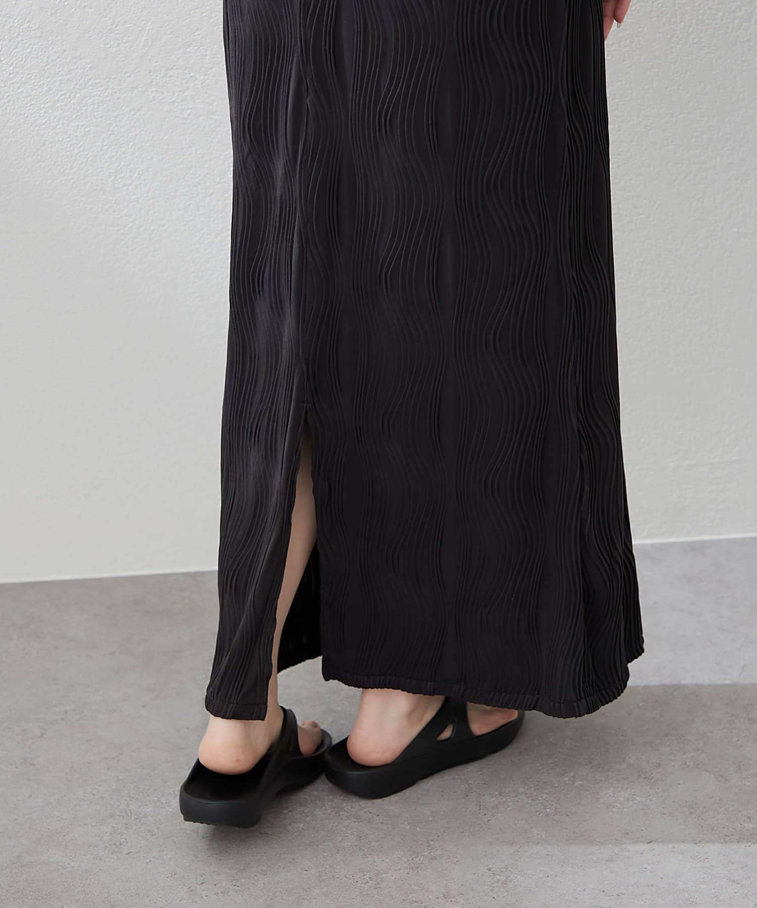 Remind me and forever(リマインドミーアンドフォーエバー) 【nane】ウェーブジャガード柄キャミワンピース