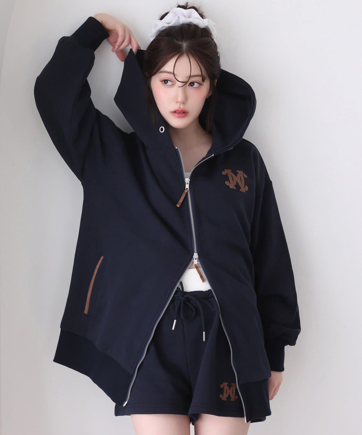 one after another NICE CLAUP(ワンアフターアナザー ナイスクラップ) 【セットアップ可能】ロゴ配色パーカー