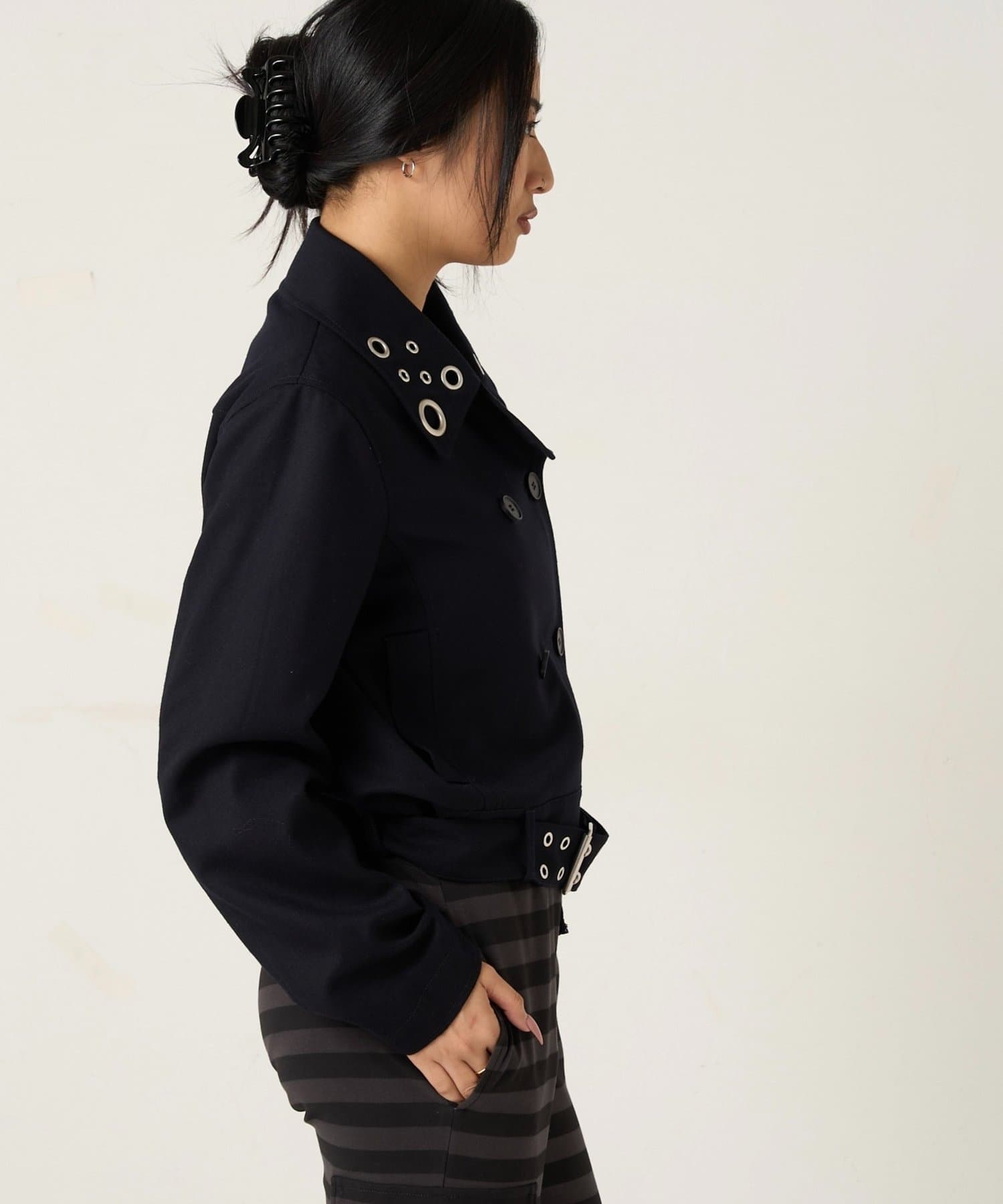 WHO’S WHO gallery(フーズフーギャラリー) TR EYELET SHORT PEA JACKET