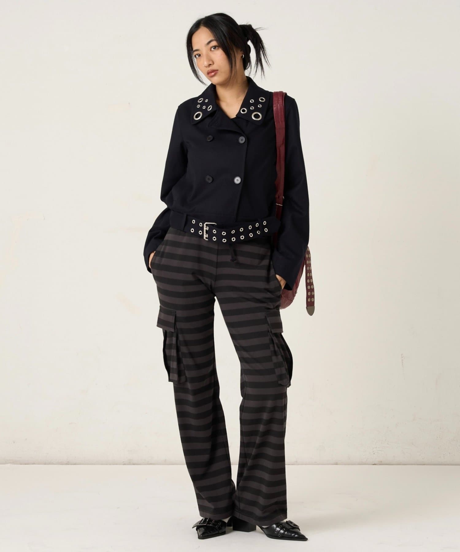 WHO’S WHO gallery(フーズフーギャラリー) TR EYELET SHORT PEA JACKET