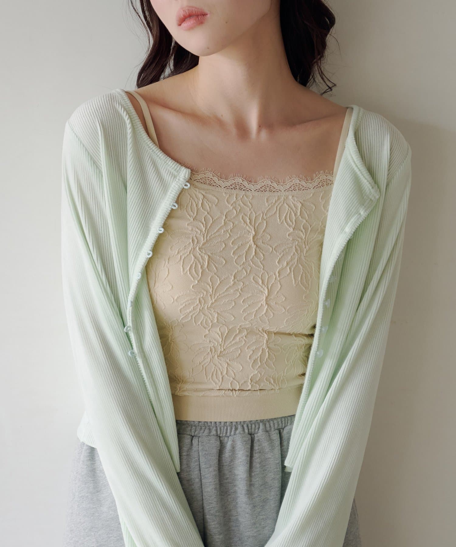 Kastane(カスタネ) 【2.7(土)11:00〜2.8(日)ポイントUP開催/2026SSカタログ/5色展開】カップ付きフラワージャガードキャミ