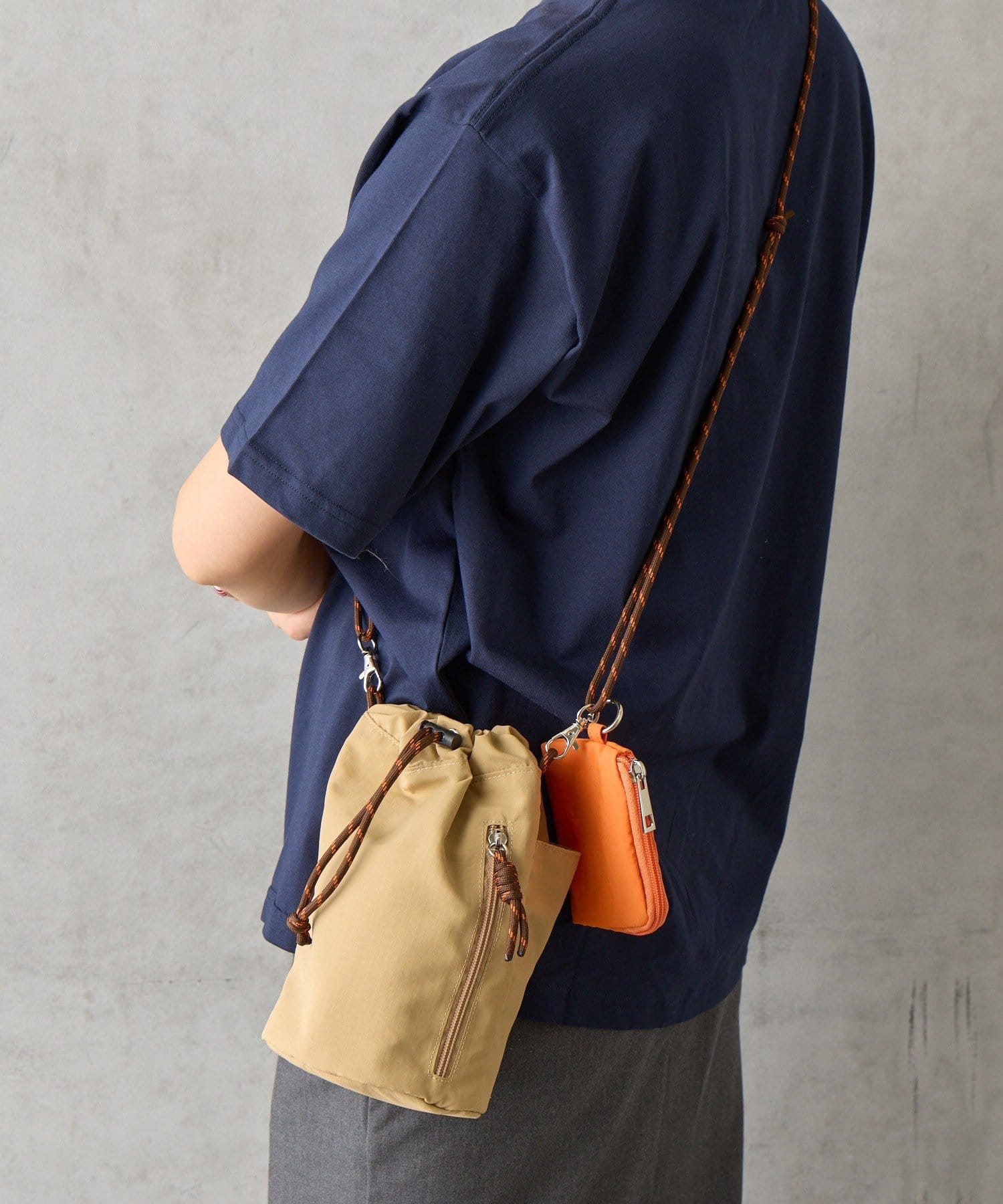 BIRTHDAY BAR(バースデイバー) ナイロン保冷ショルダーバッグ ミニケース付き